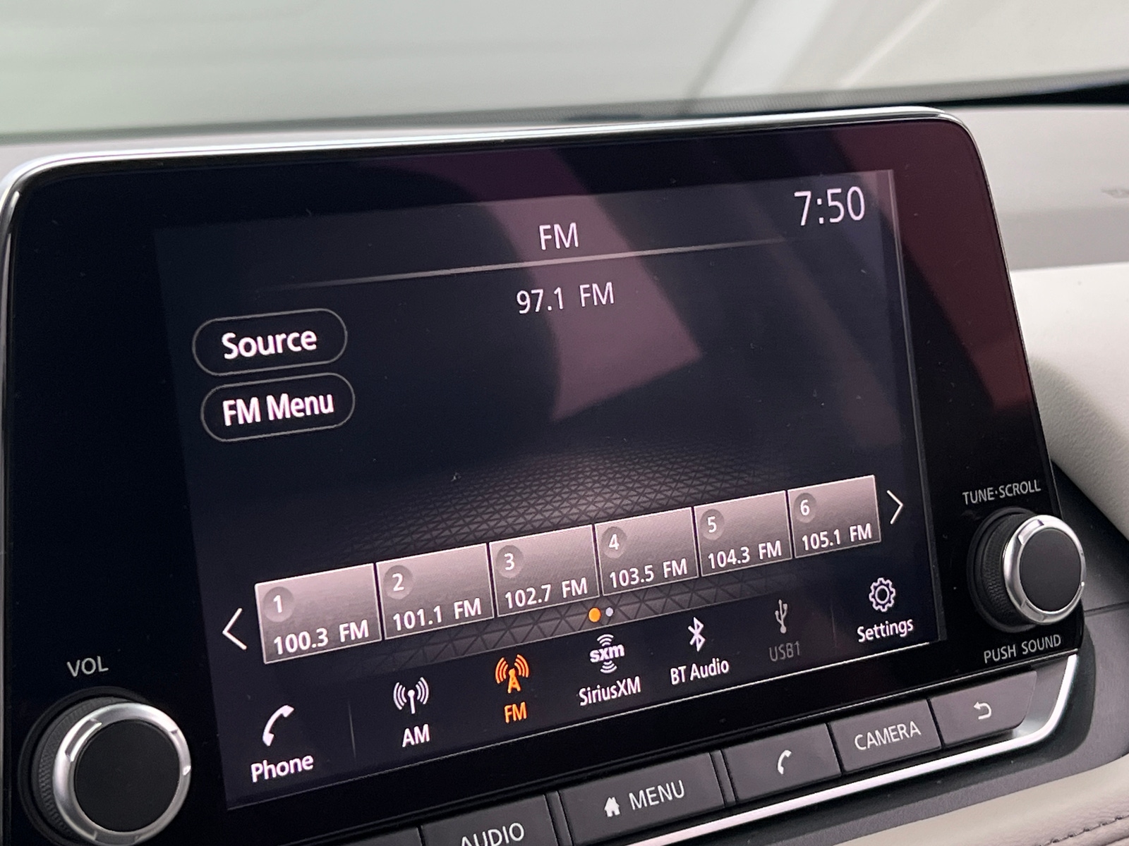 Thumbnail: 2022 Nissan Rogue - 4