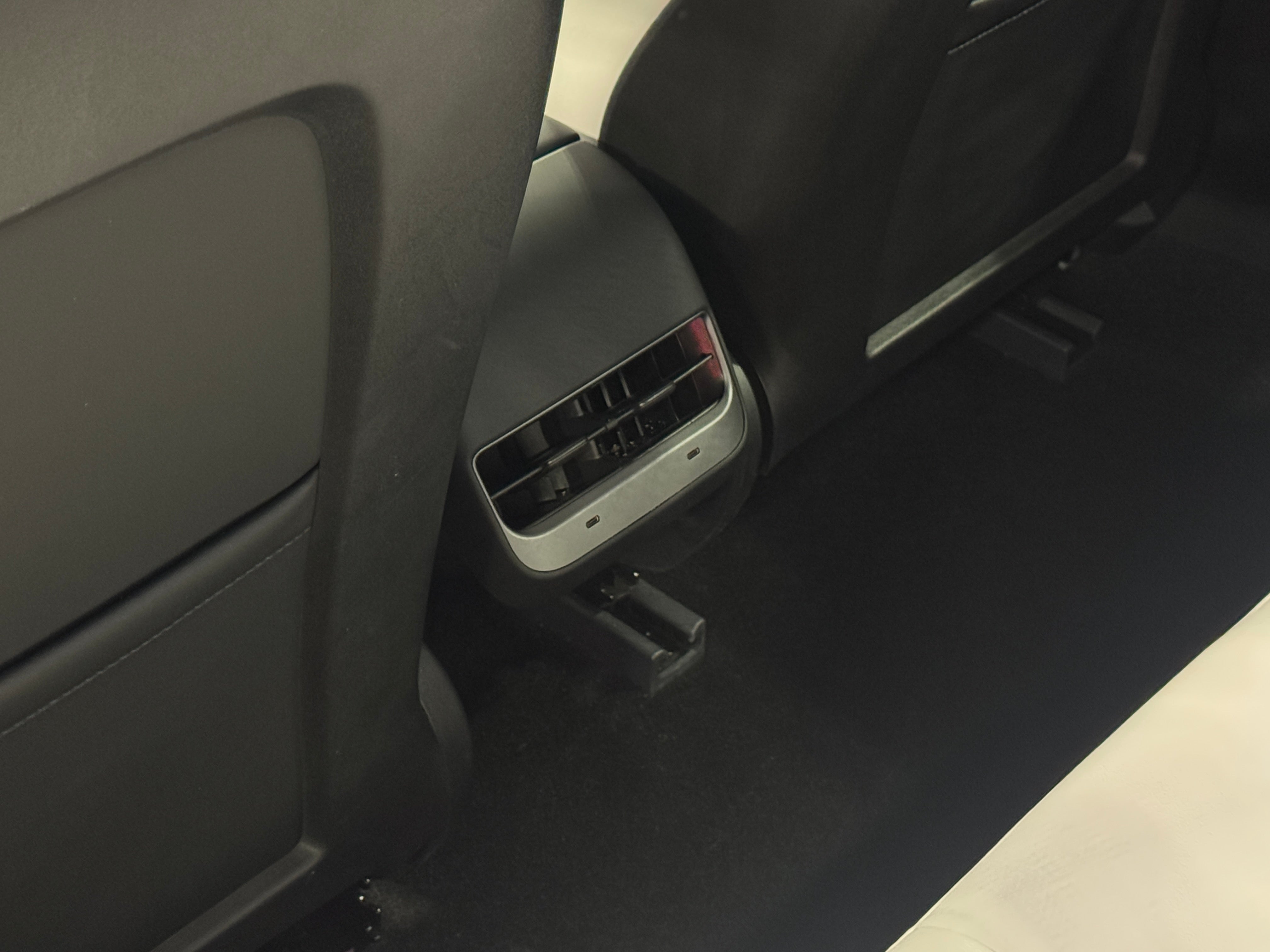 Used 2022 Tesla Model 3 Long Range with VIN 5YJ3E1EB5NF115247 for sale in Oak Creek, WI