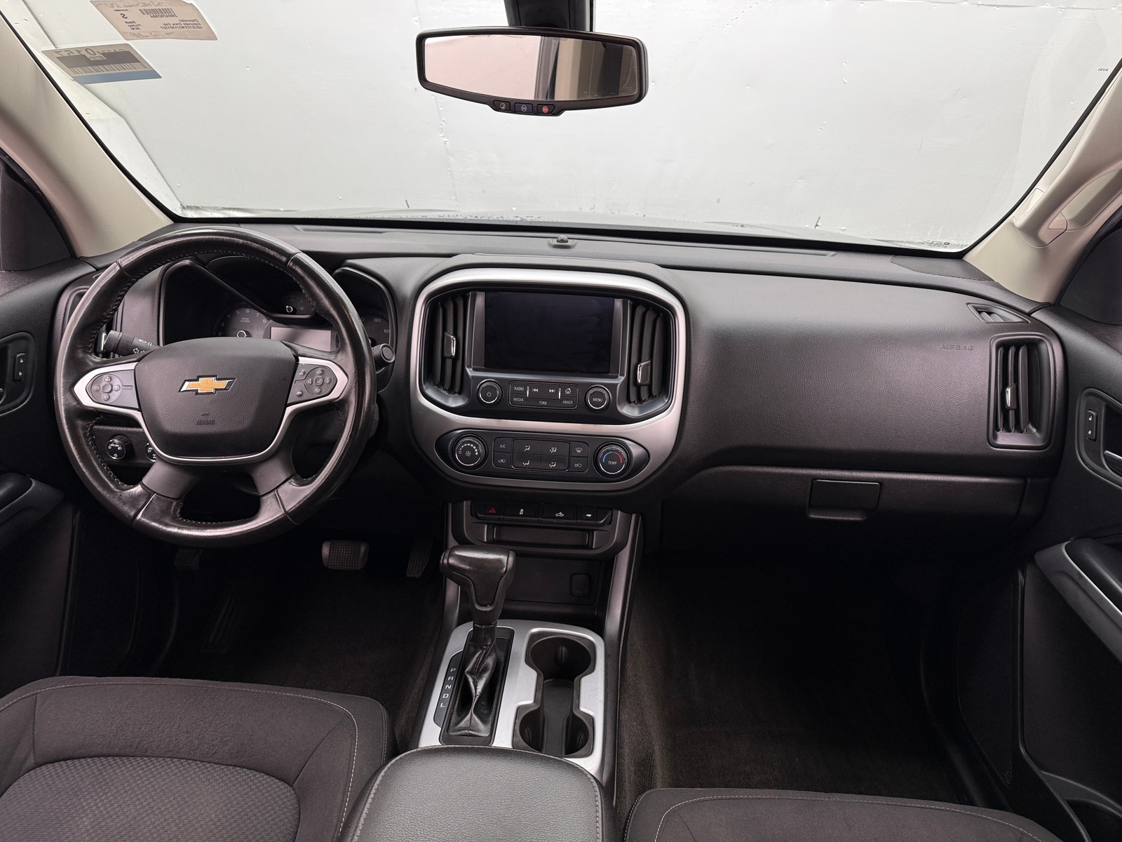 Thumbnail: 2018 Chevrolet Colorado - 3