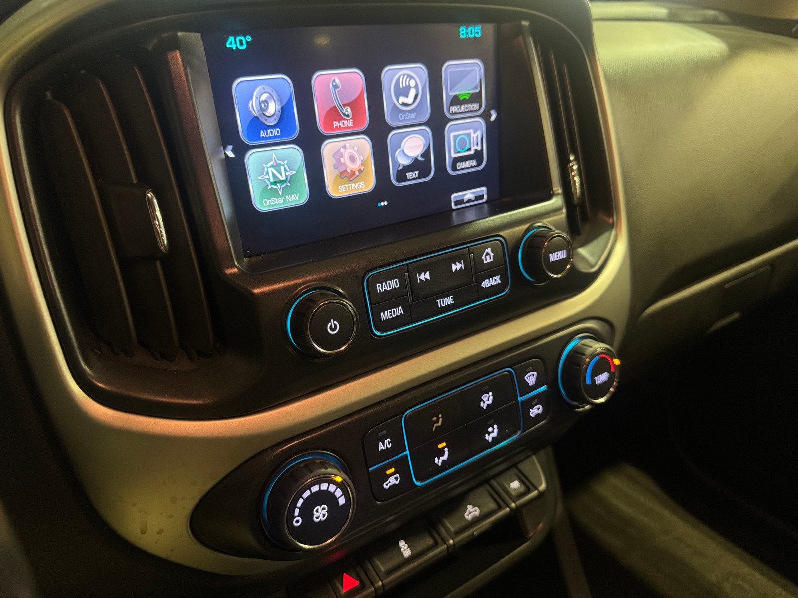 Thumbnail: 2018 Chevrolet Colorado - 4