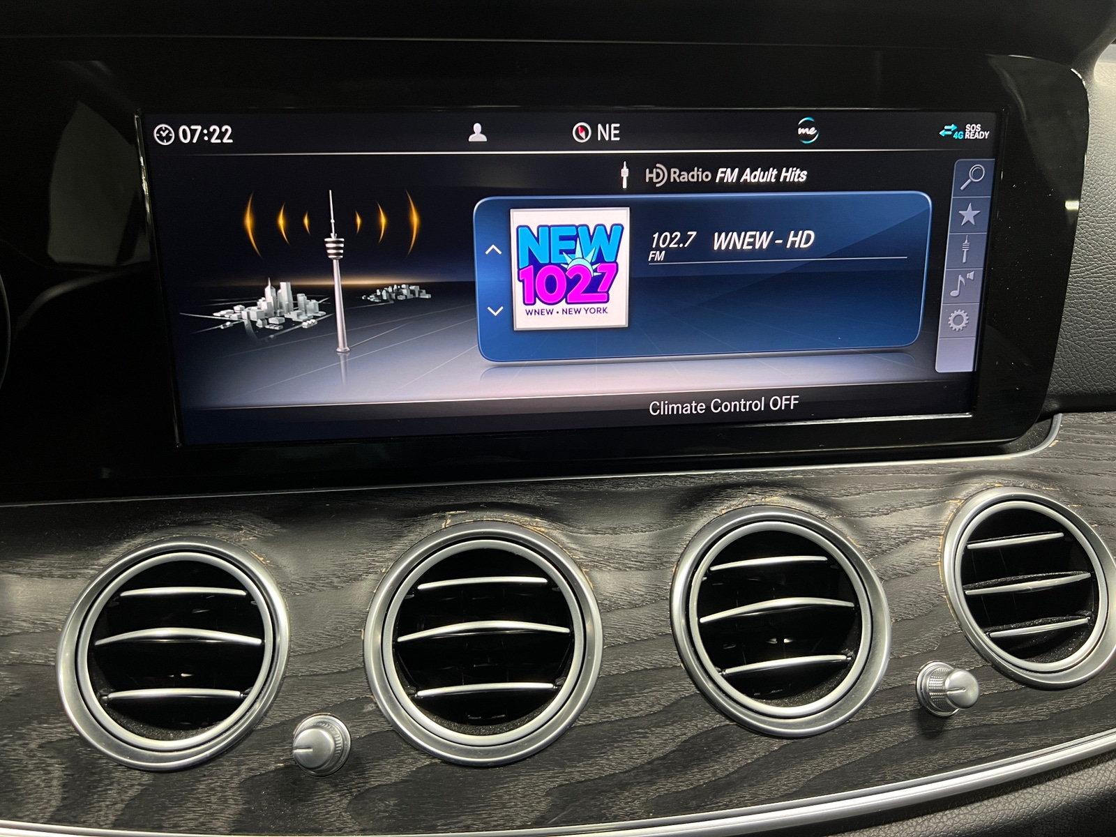 Thumbnail: 2019 Mercedes-Benz E-Class - 3