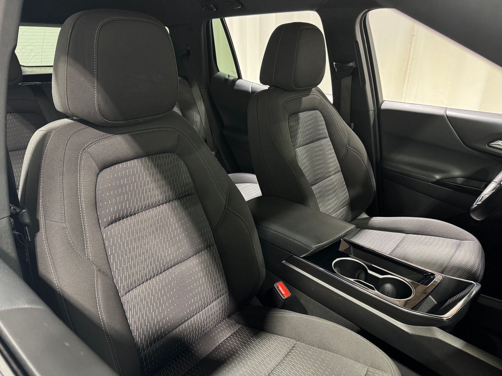 Thumbnail: 2025 Chevrolet Equinox - 2