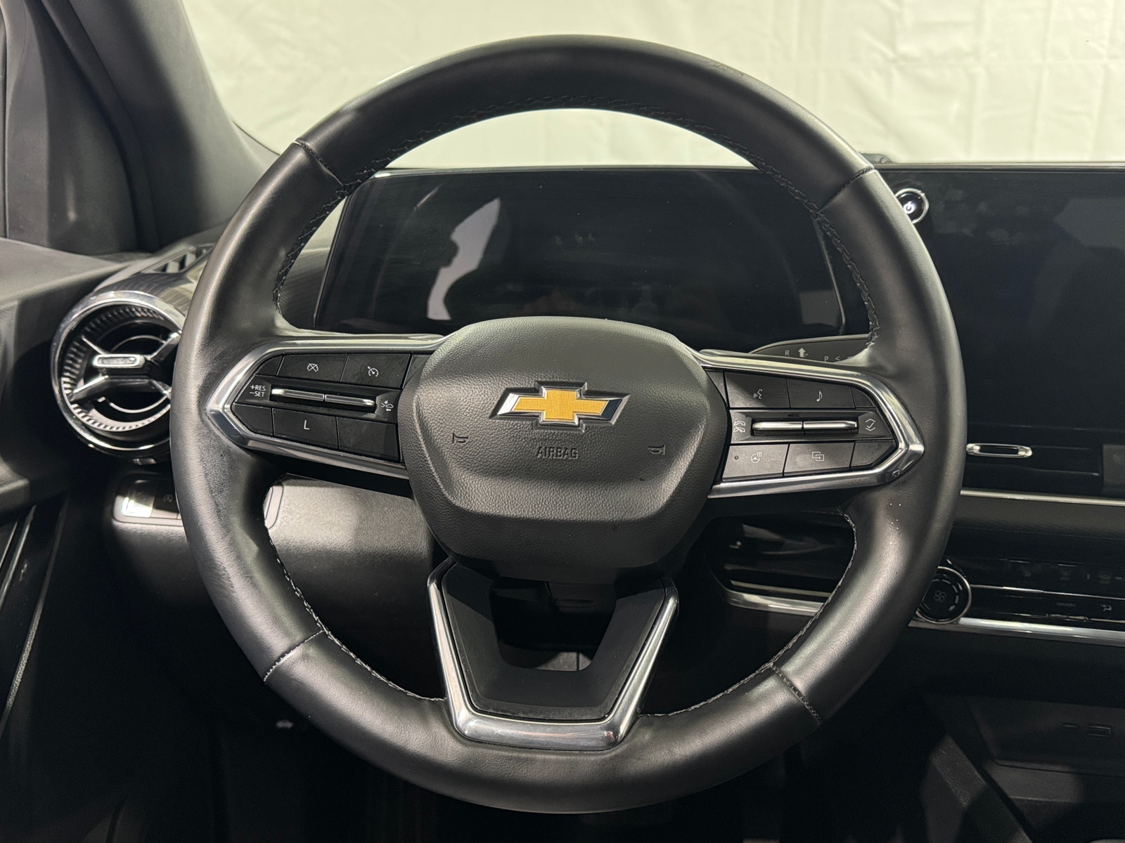 Thumbnail: 2025 Chevrolet Equinox - 5