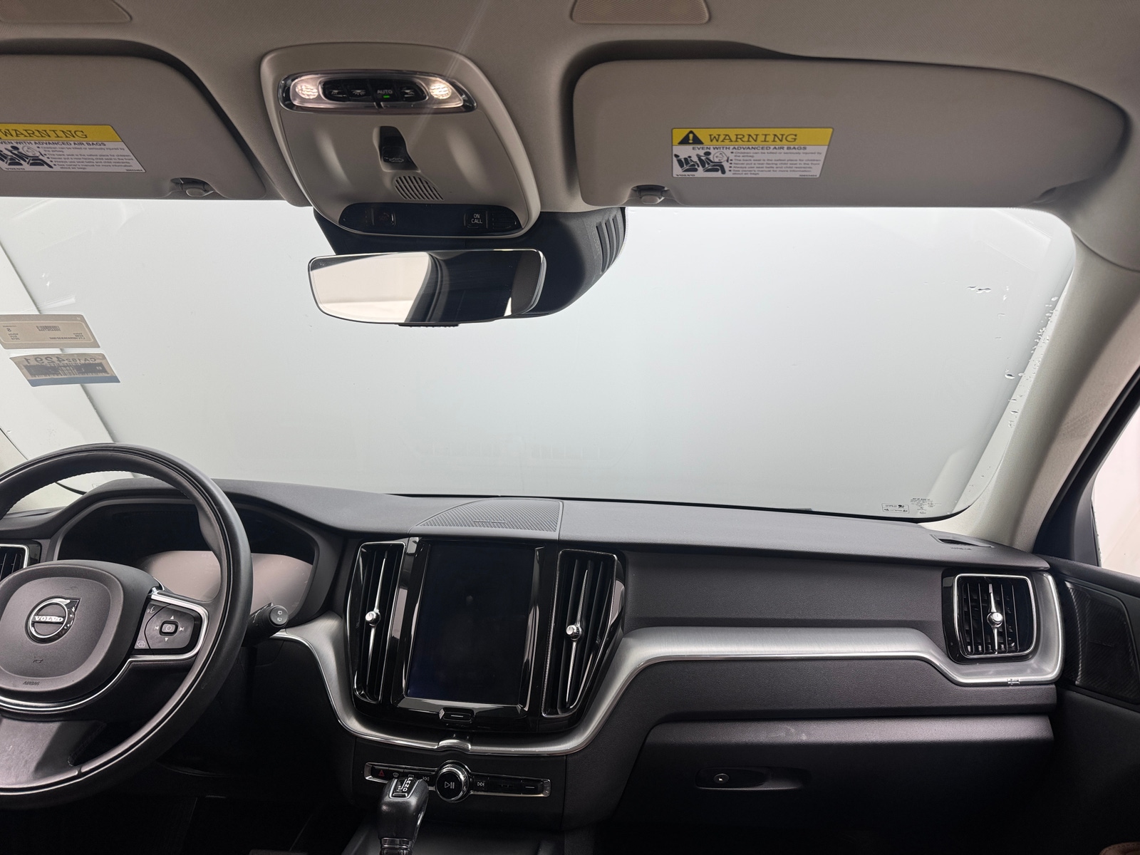 Thumbnail: 2019 Volvo XC60 - 2