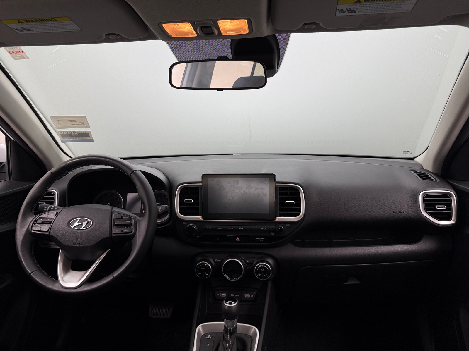 Thumbnail: 2022 Hyundai Venue - 3