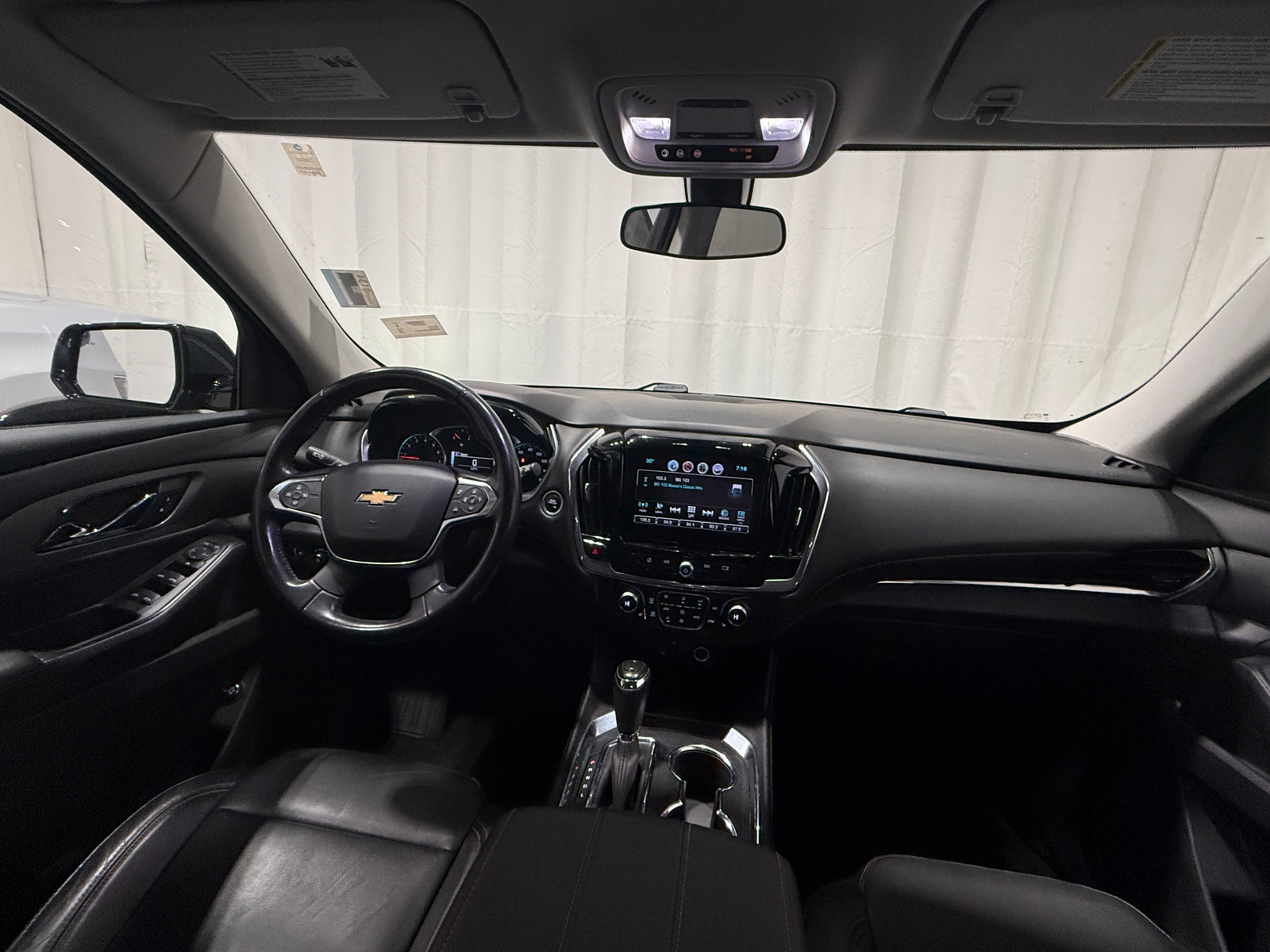 Thumbnail: 2019 Chevrolet Traverse - 2