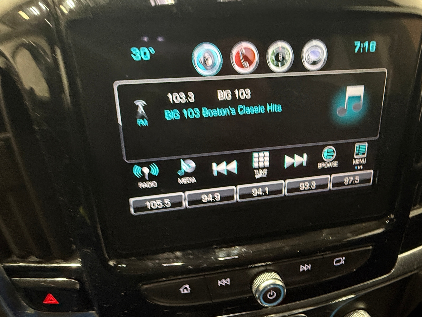 Thumbnail: 2019 Chevrolet Traverse - 3