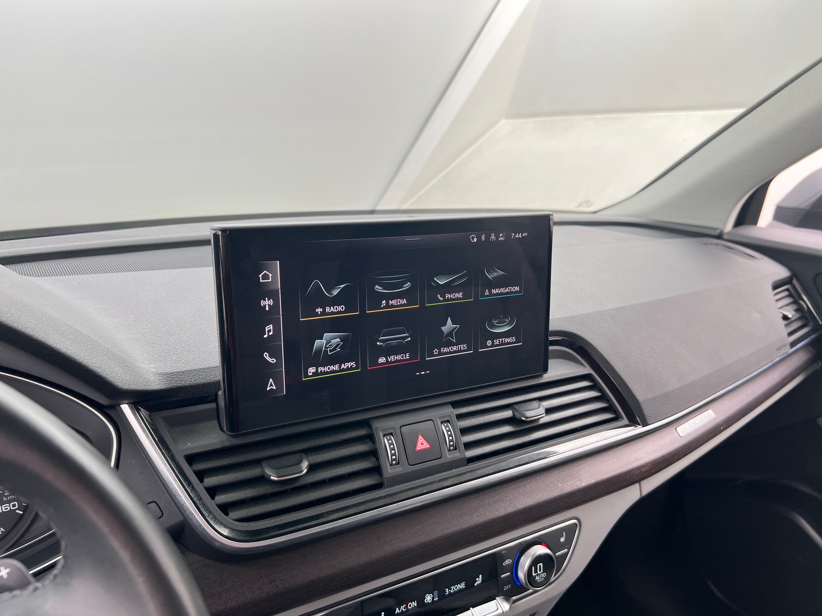 Thumbnail: 2022 Audi Q5 - 3