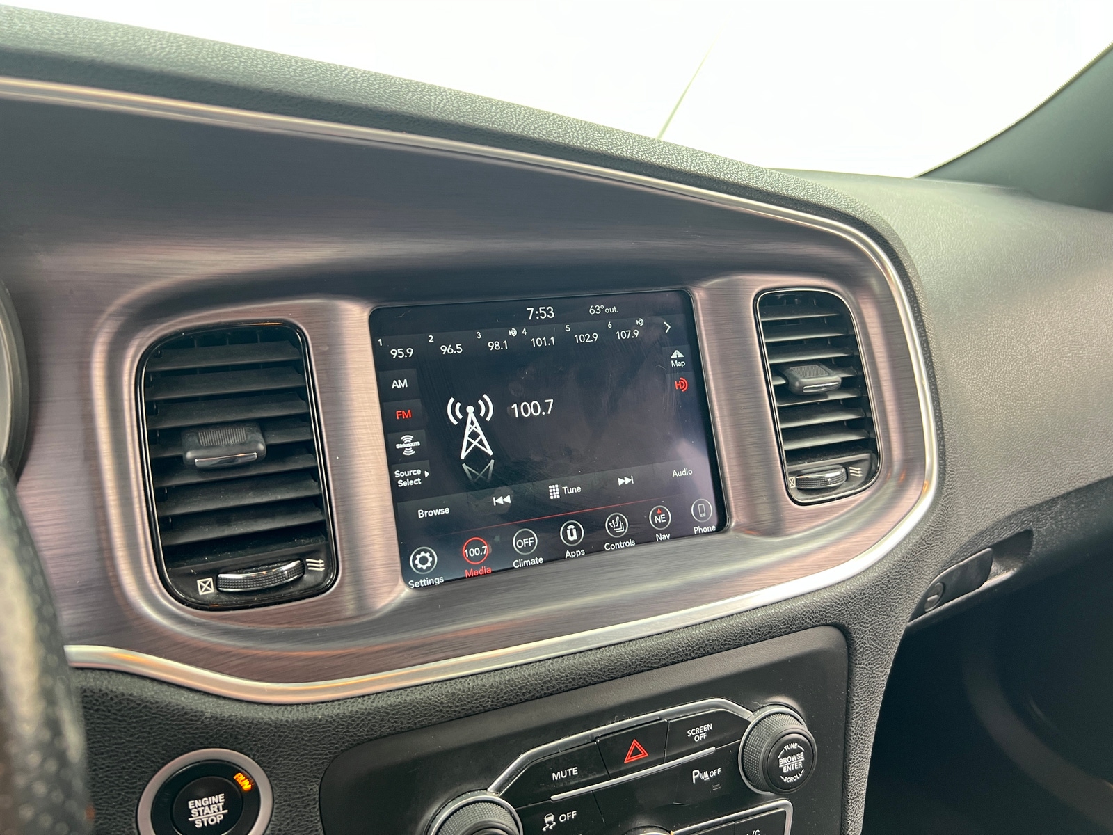 Thumbnail: 2018 Dodge Charger - 3