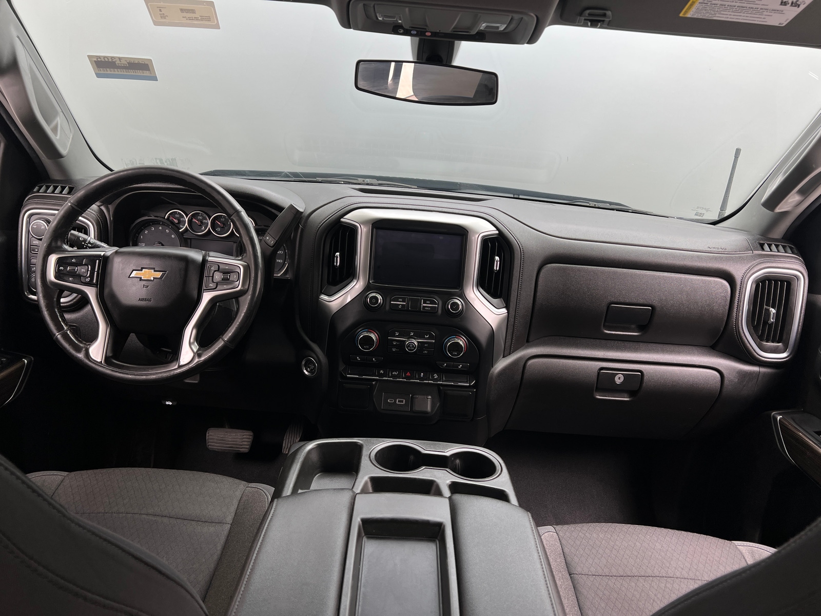 Thumbnail: 2019 Chevrolet Silverado 1500 - 3