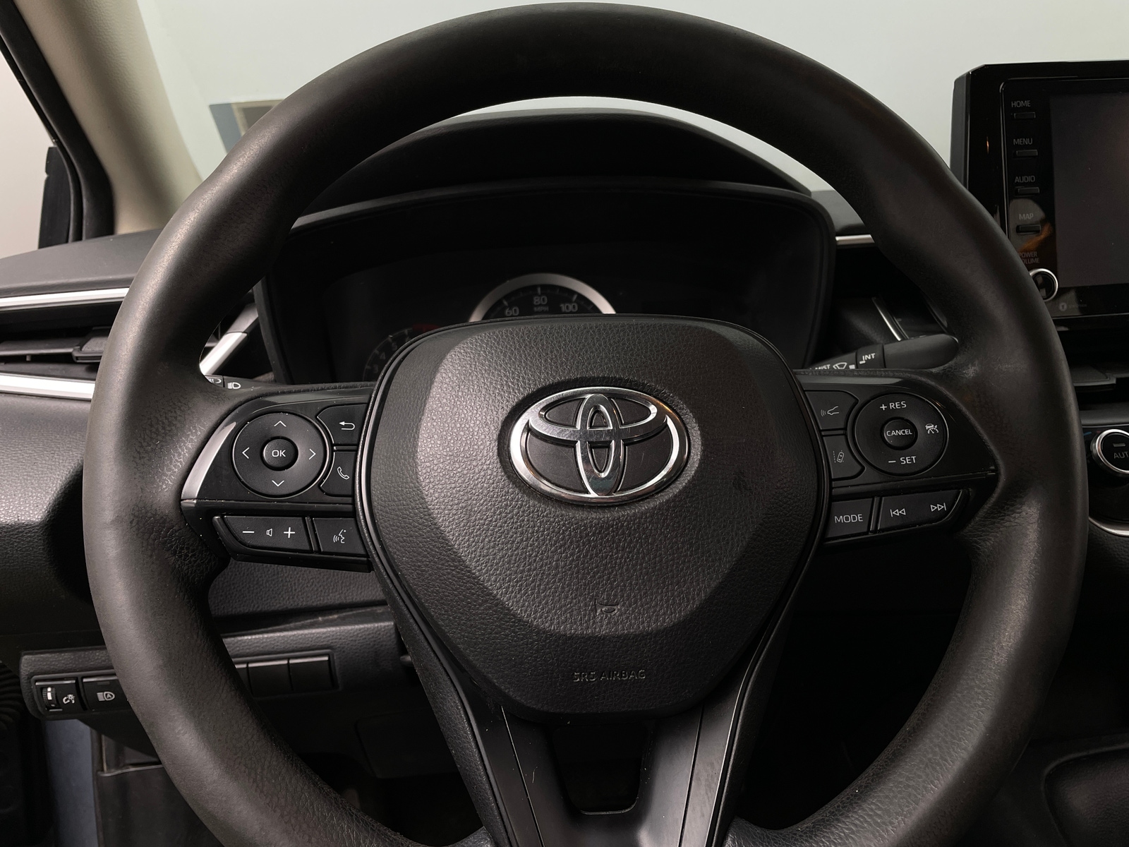 Thumbnail: 2022 Toyota Corolla - 5