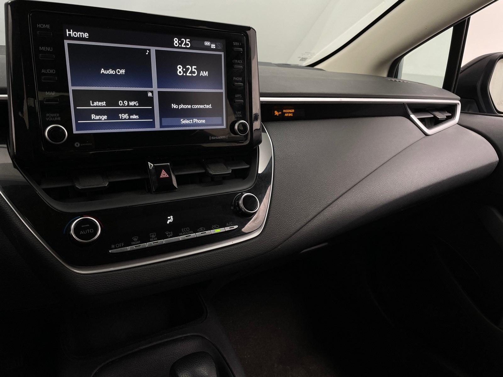 Thumbnail: 2022 Toyota Corolla - 4