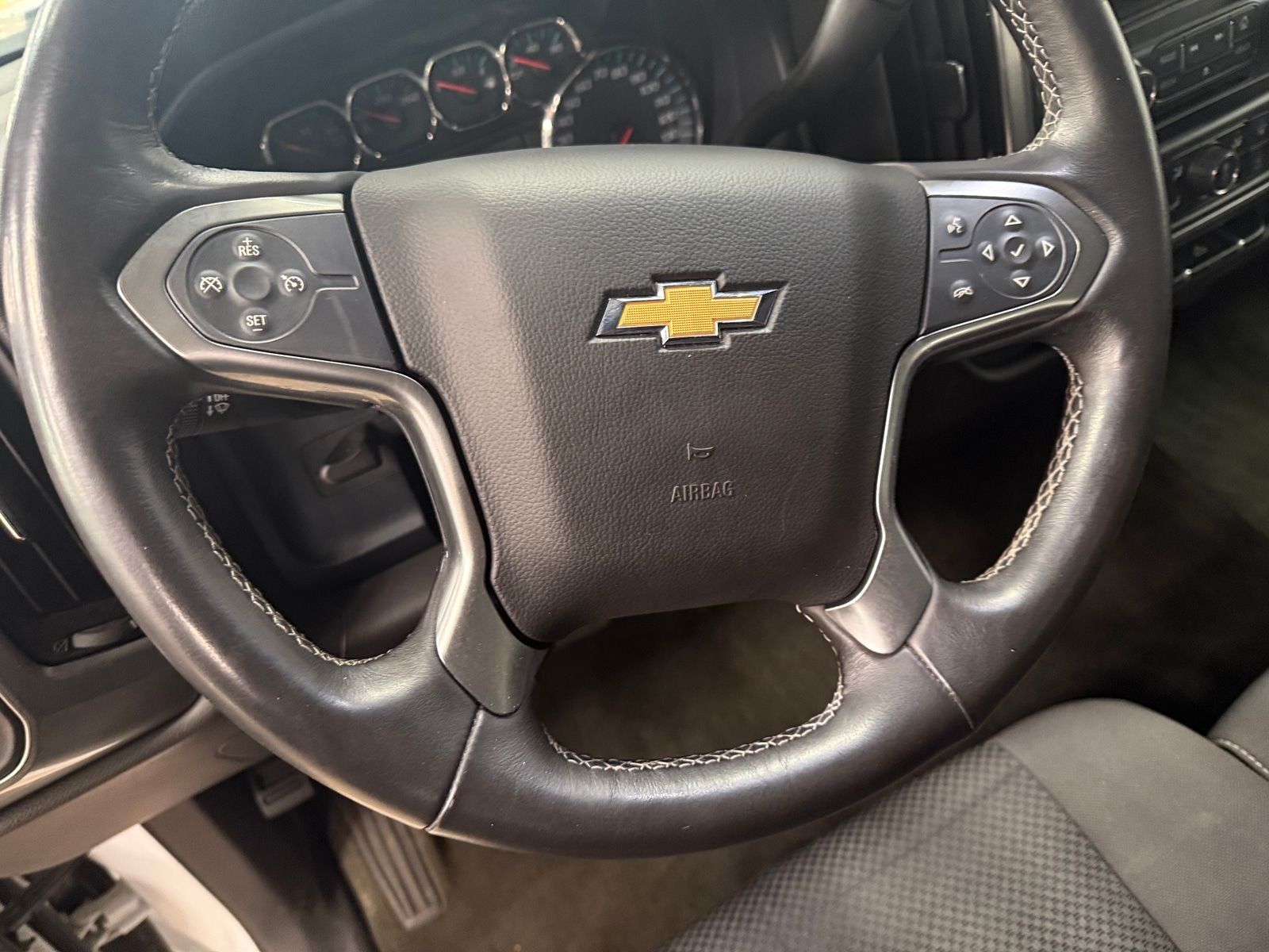 Thumbnail: 2017 Chevrolet Silverado 1500 - 5