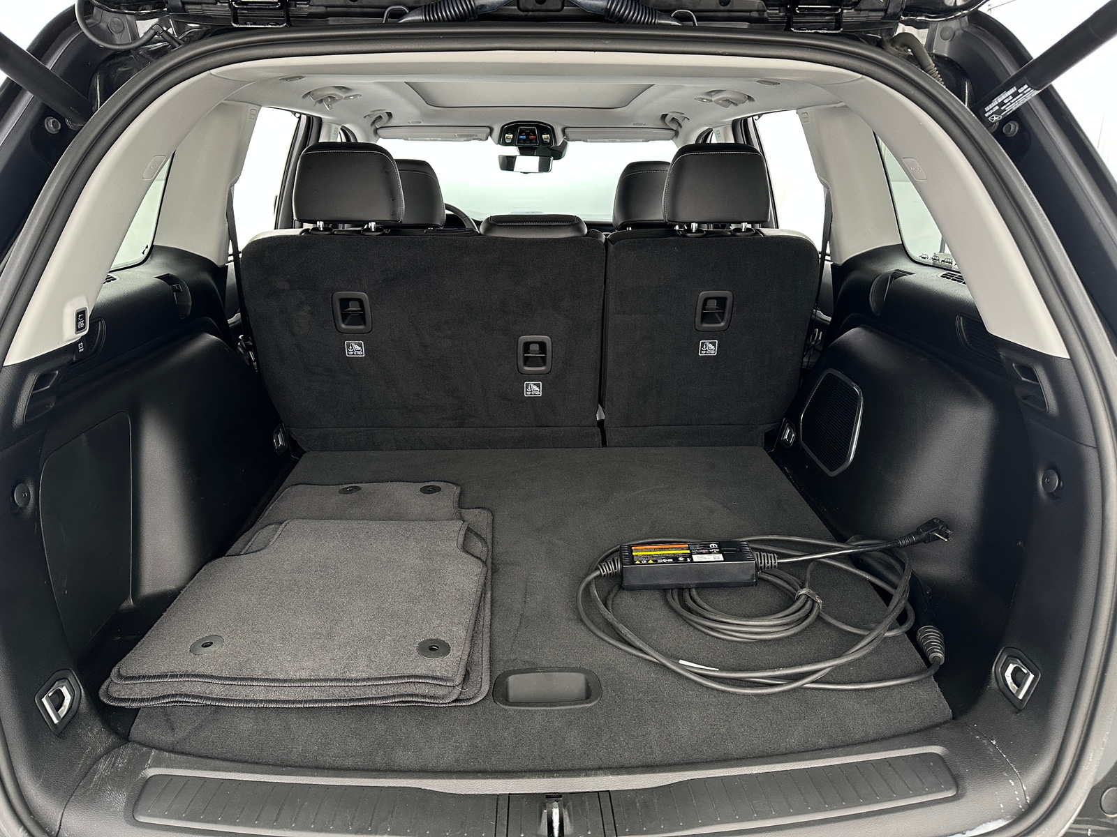 Thumbnail: 2024 Jeep Grand Cherokee - 6