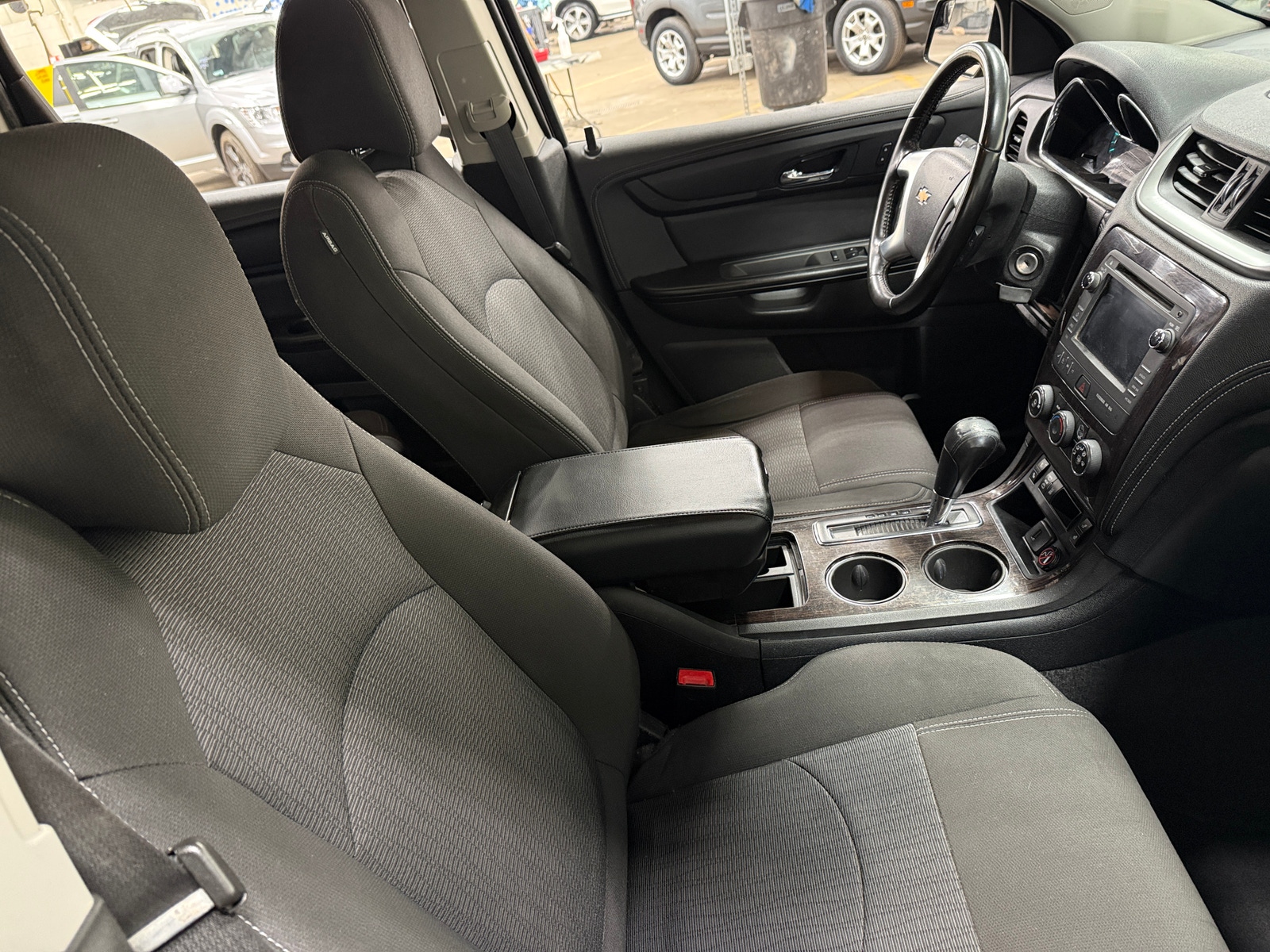 Thumbnail: 2016 Chevrolet Traverse - 2