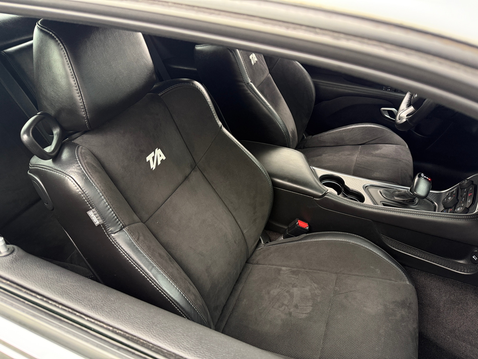 Thumbnail: 2018 Dodge Challenger - 2