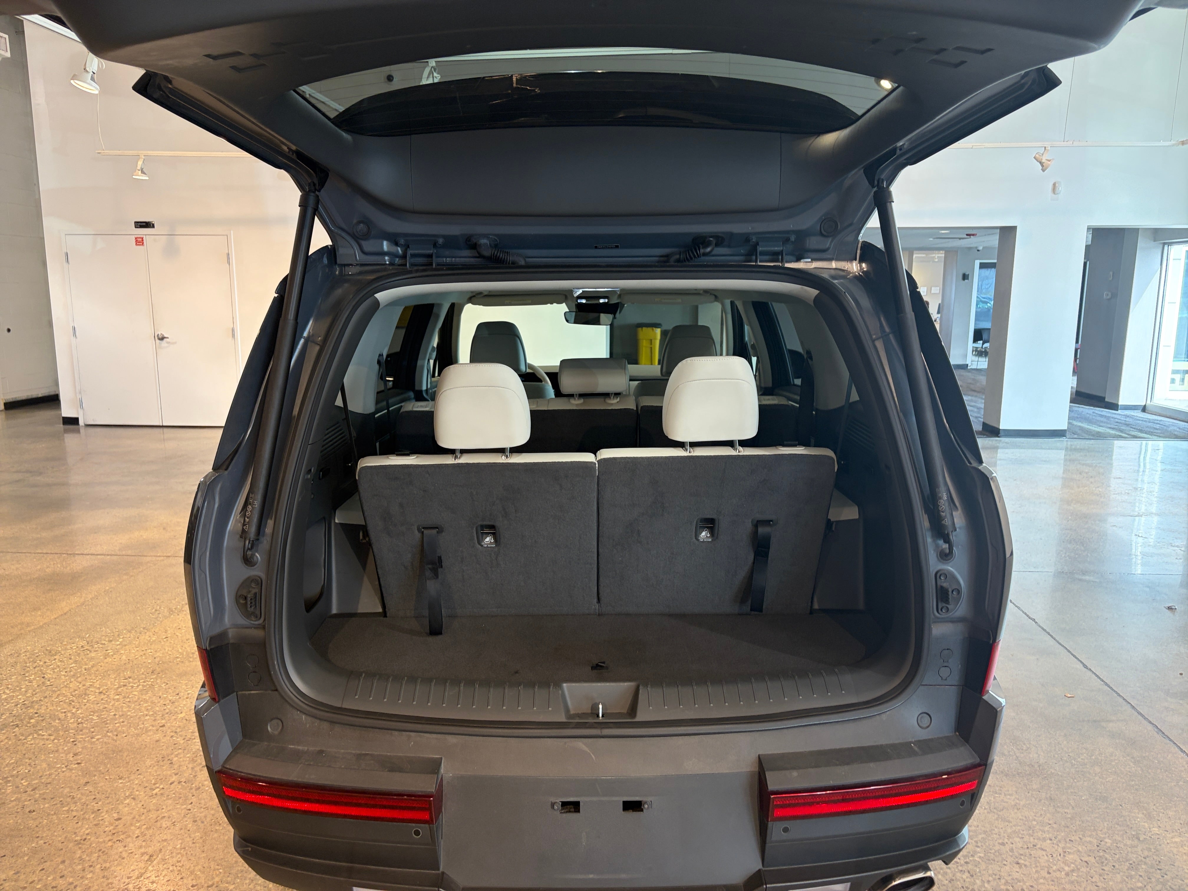 Thumbnail: 2025 Hyundai Santa Fe - 7