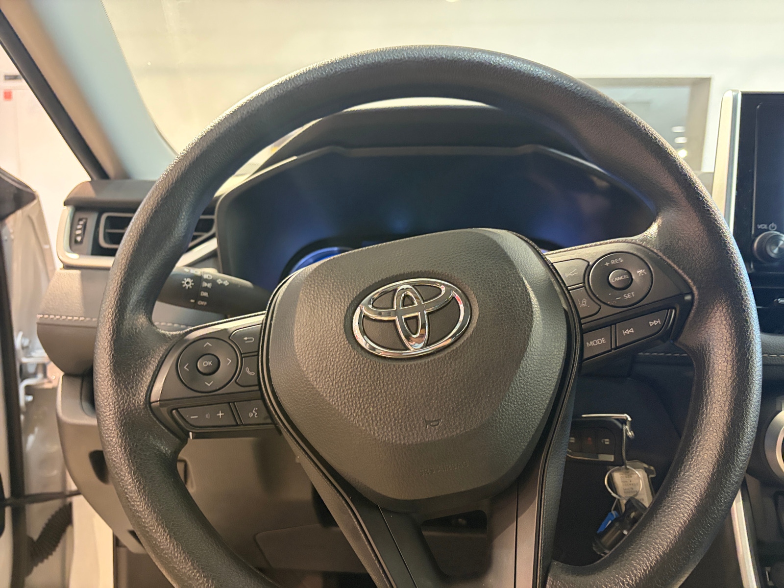 Thumbnail: 2025 Toyota RAV4 - 5