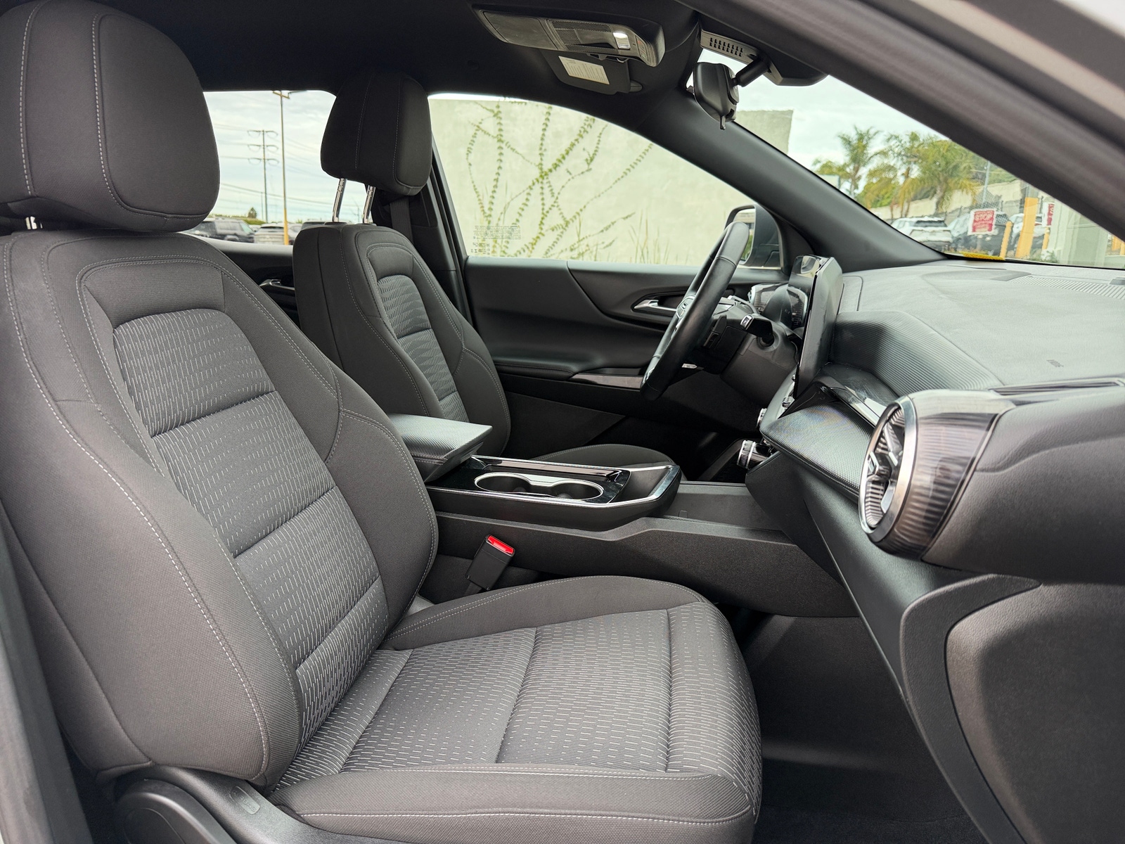 Thumbnail: 2025 Chevrolet Equinox - 2