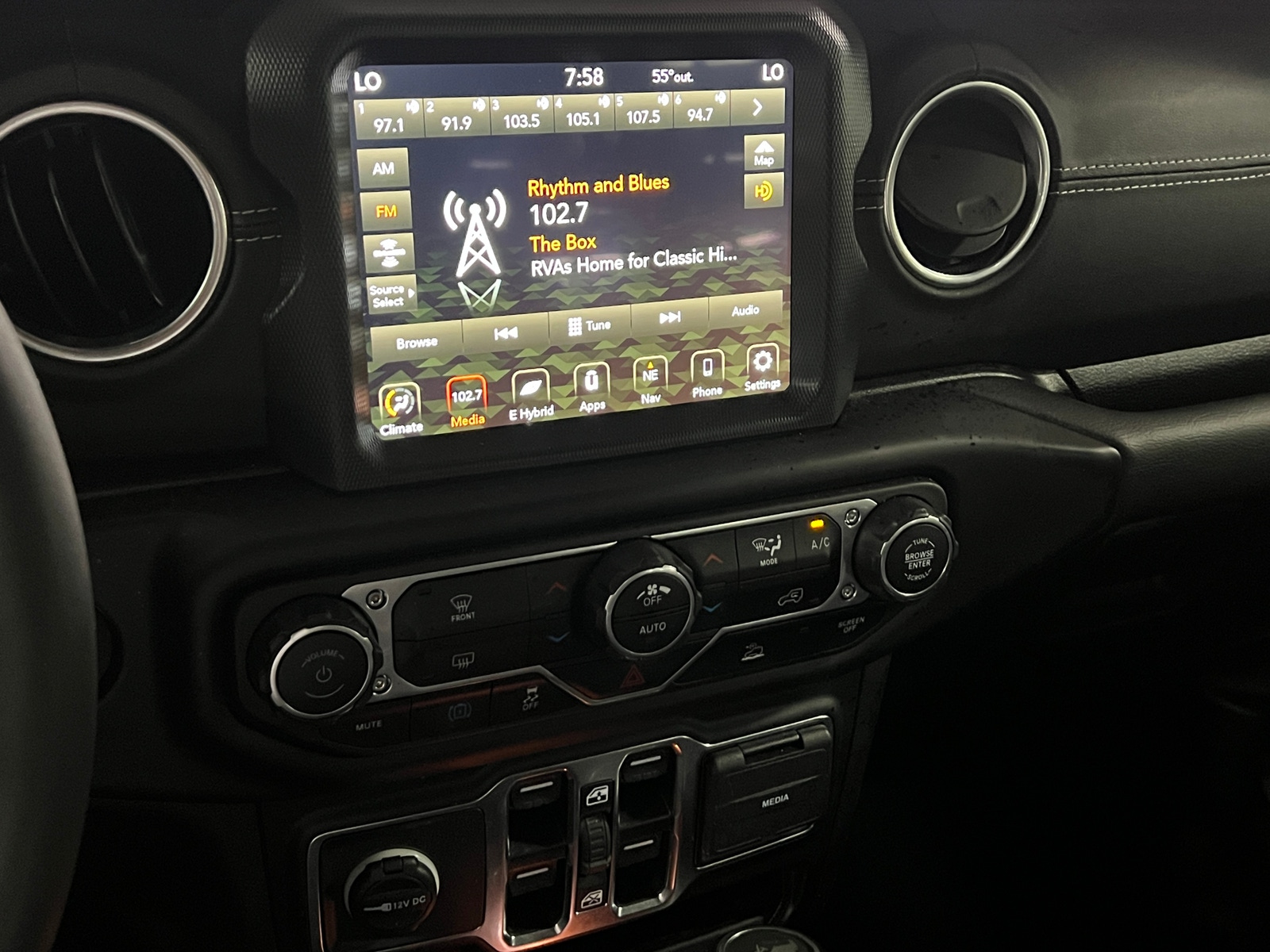 Thumbnail: 2023 Jeep Wrangler - 3