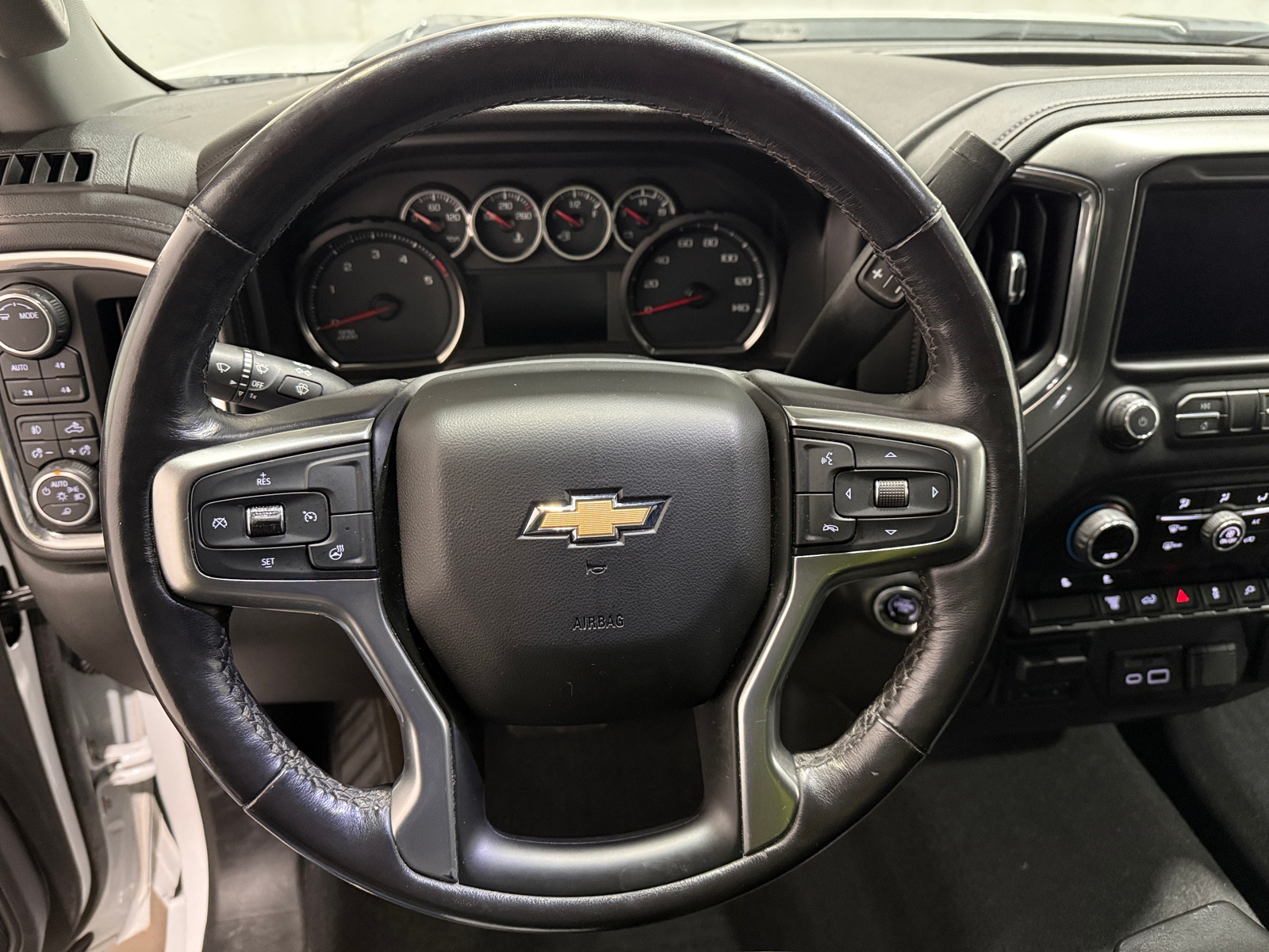 Thumbnail: 2020 Chevrolet Silverado 2500 - 4