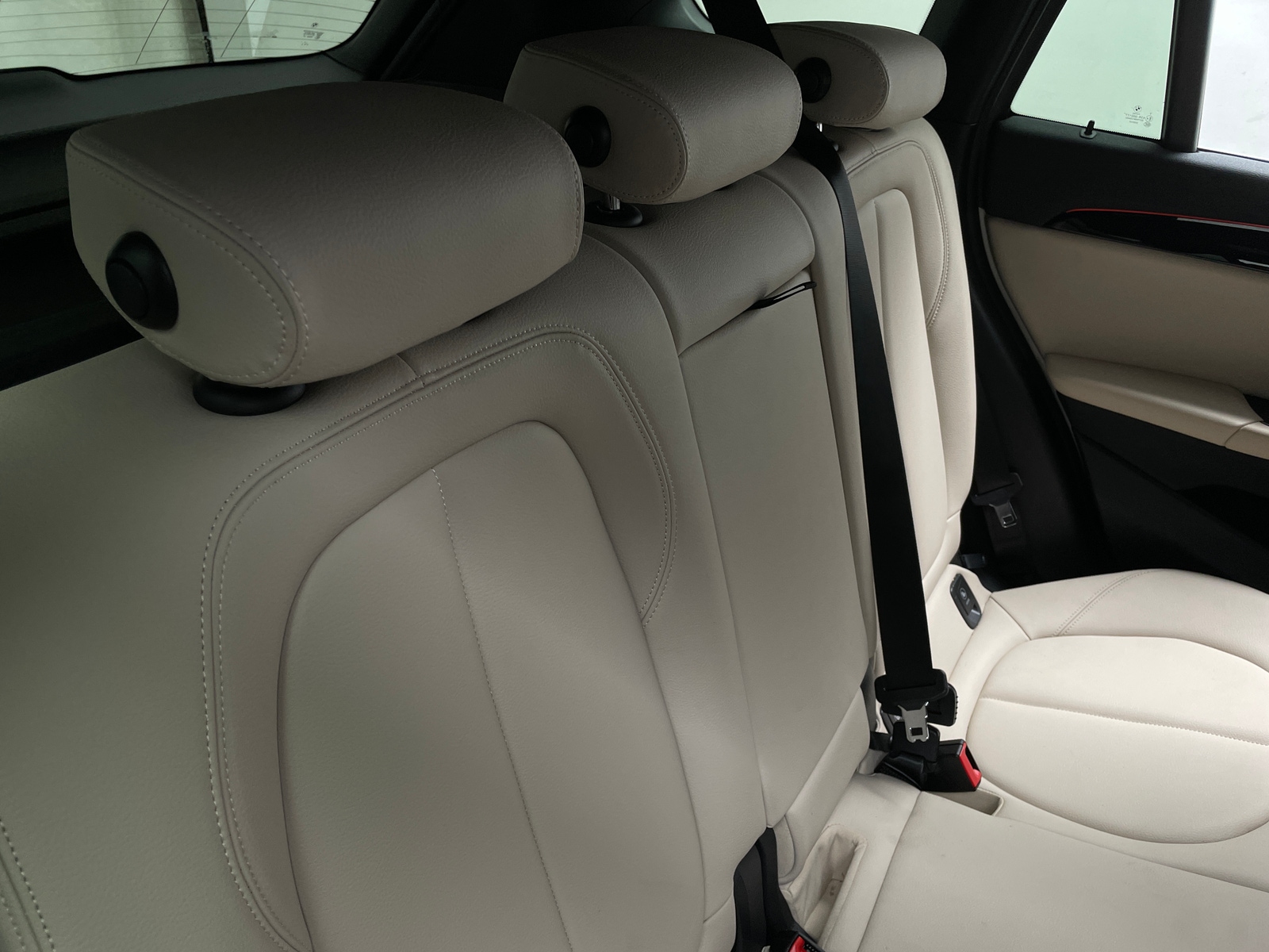 Thumbnail: 2021 BMW X1 - 5