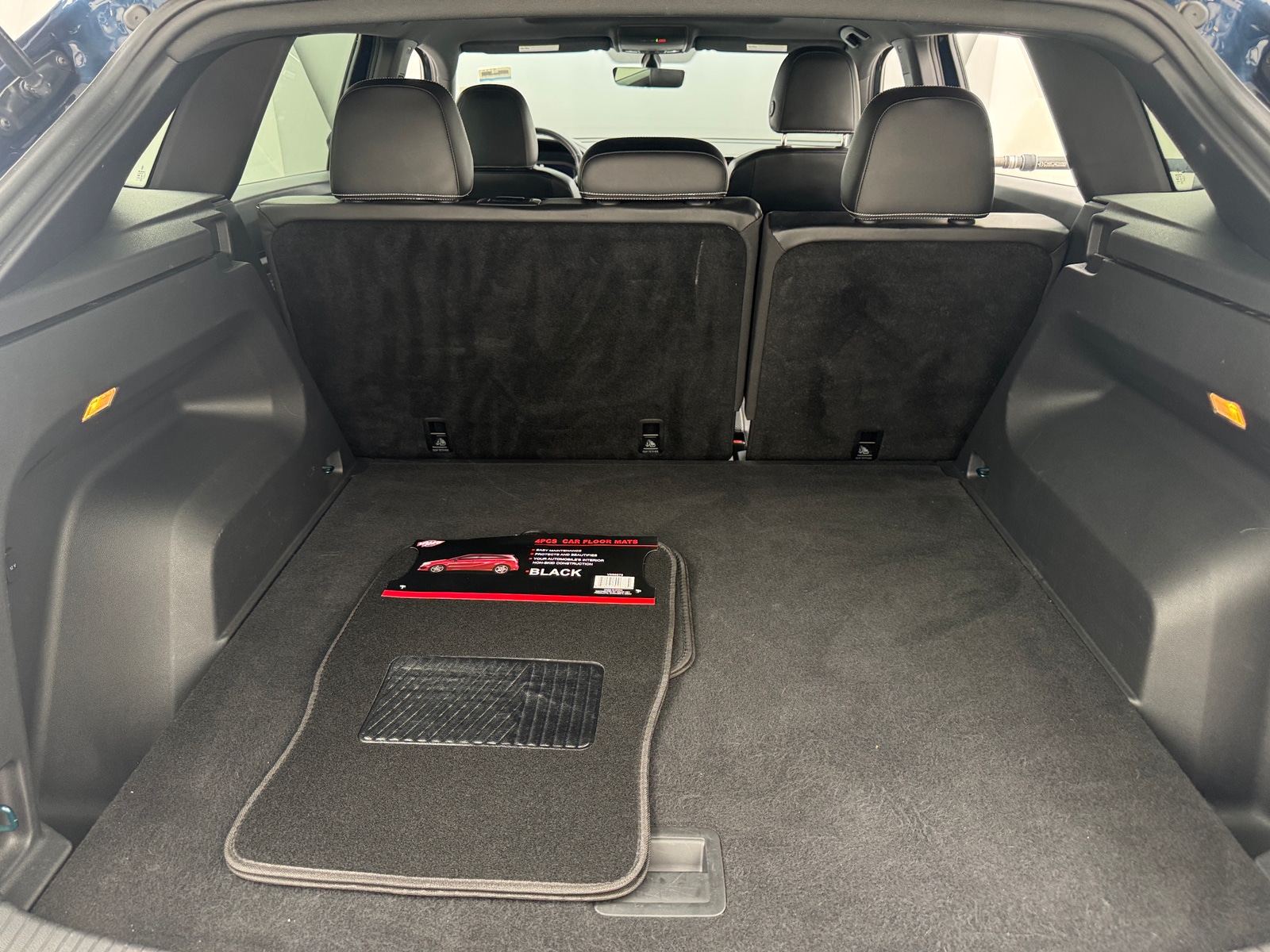 Thumbnail: 2022 Volkswagen Atlas - 6