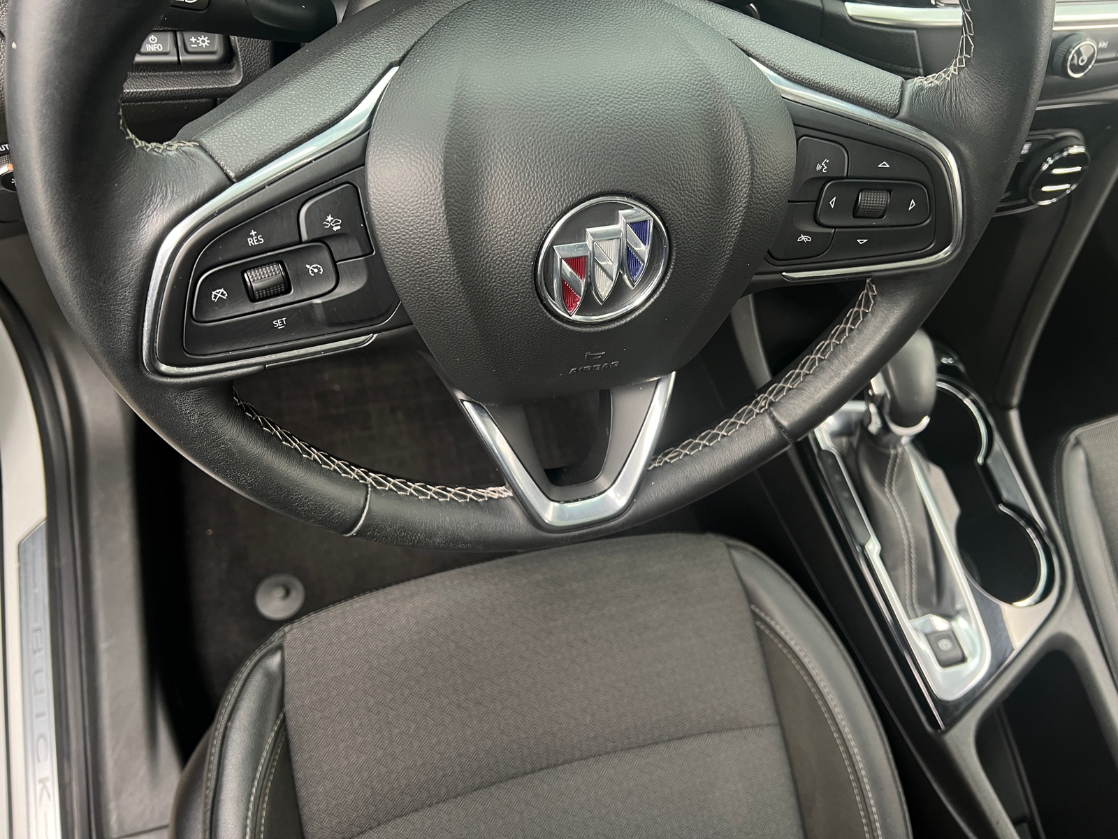 Thumbnail: 2021 Buick Encore GX - 5