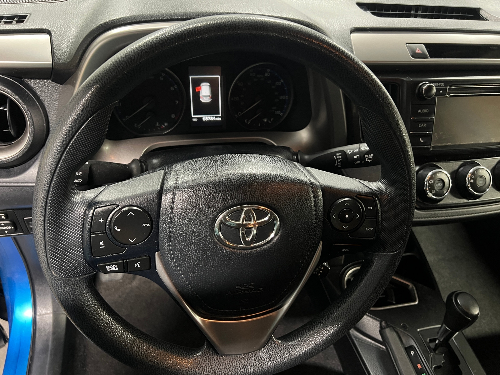 Thumbnail: 2018 Toyota RAV4 - 5