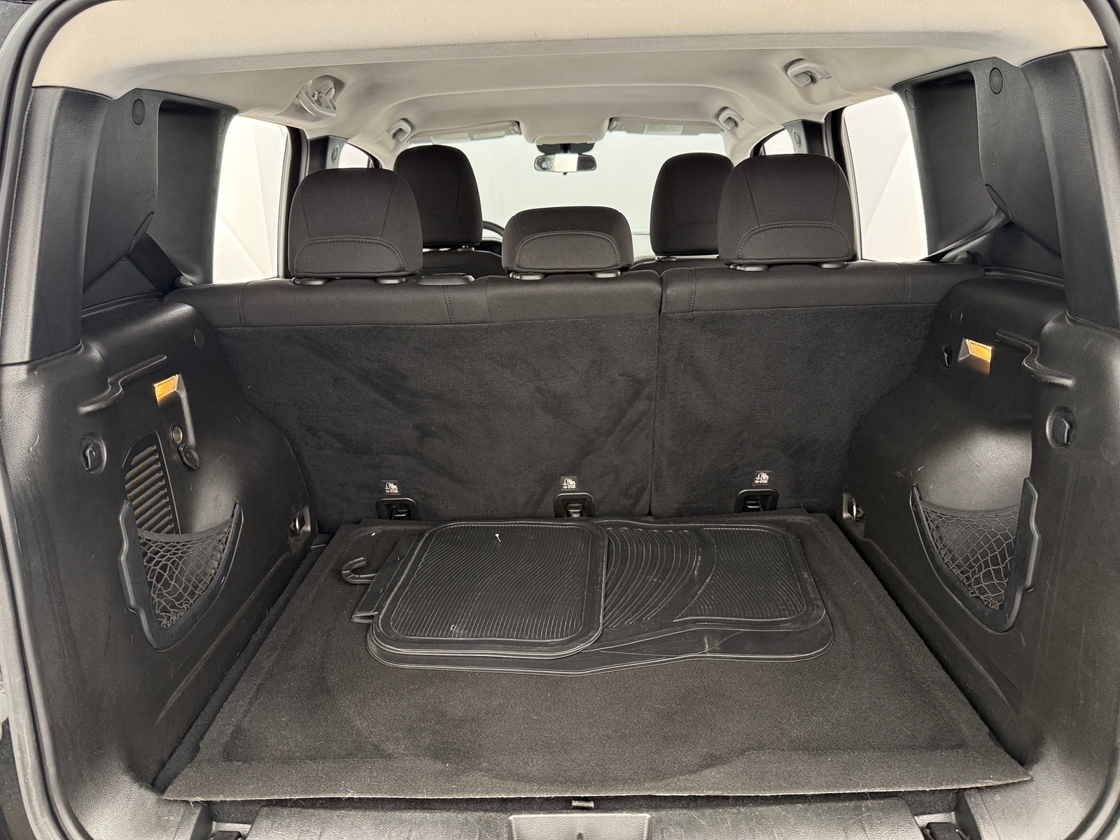 Thumbnail: 2016 Jeep Renegade - 7