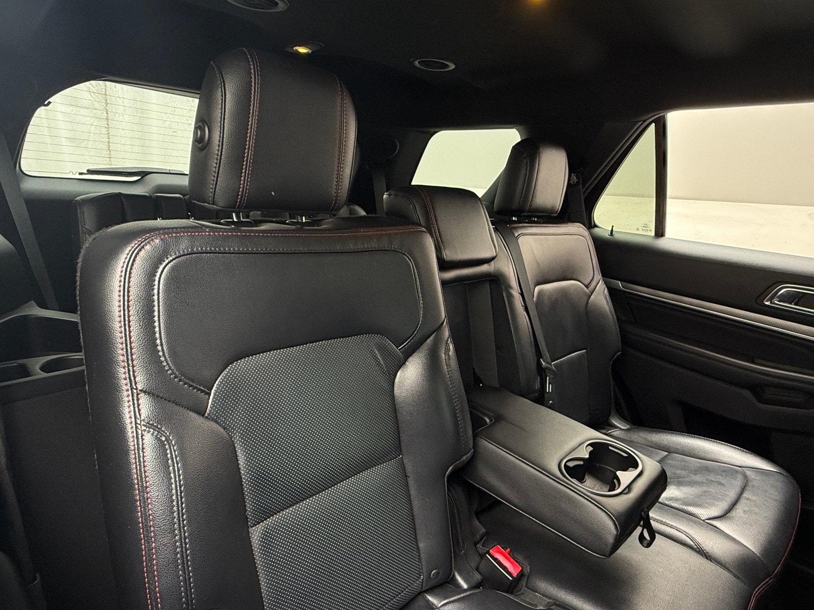 Thumbnail: 2016 Ford Explorer - 5