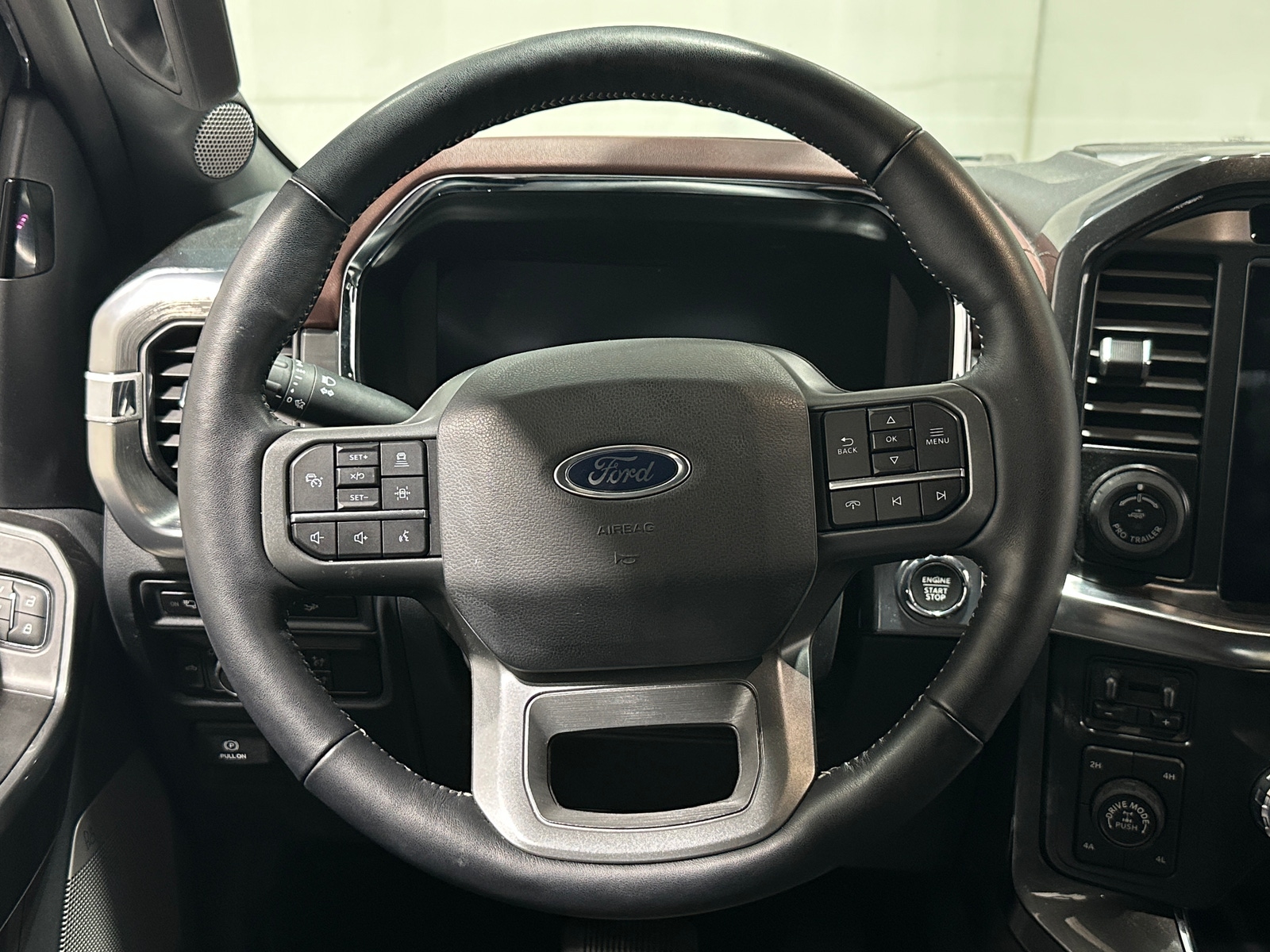 Thumbnail: 2022 Ford Econoline - 4