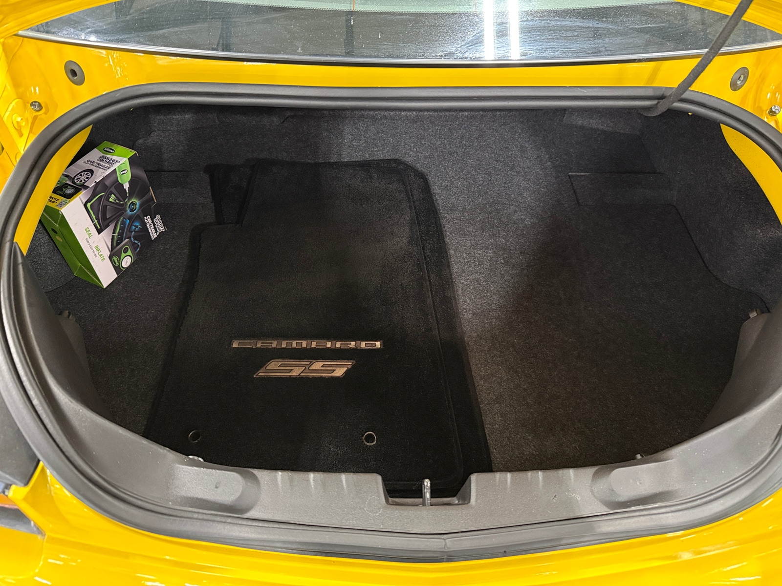 Thumbnail: 2012 Chevrolet Camaro - 4