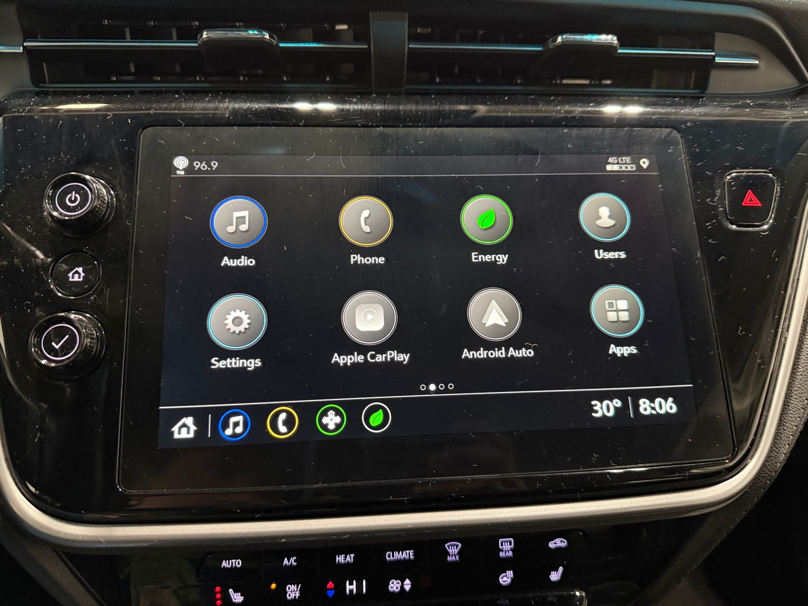 Thumbnail: 2022 Chevrolet Bolt EV - 3