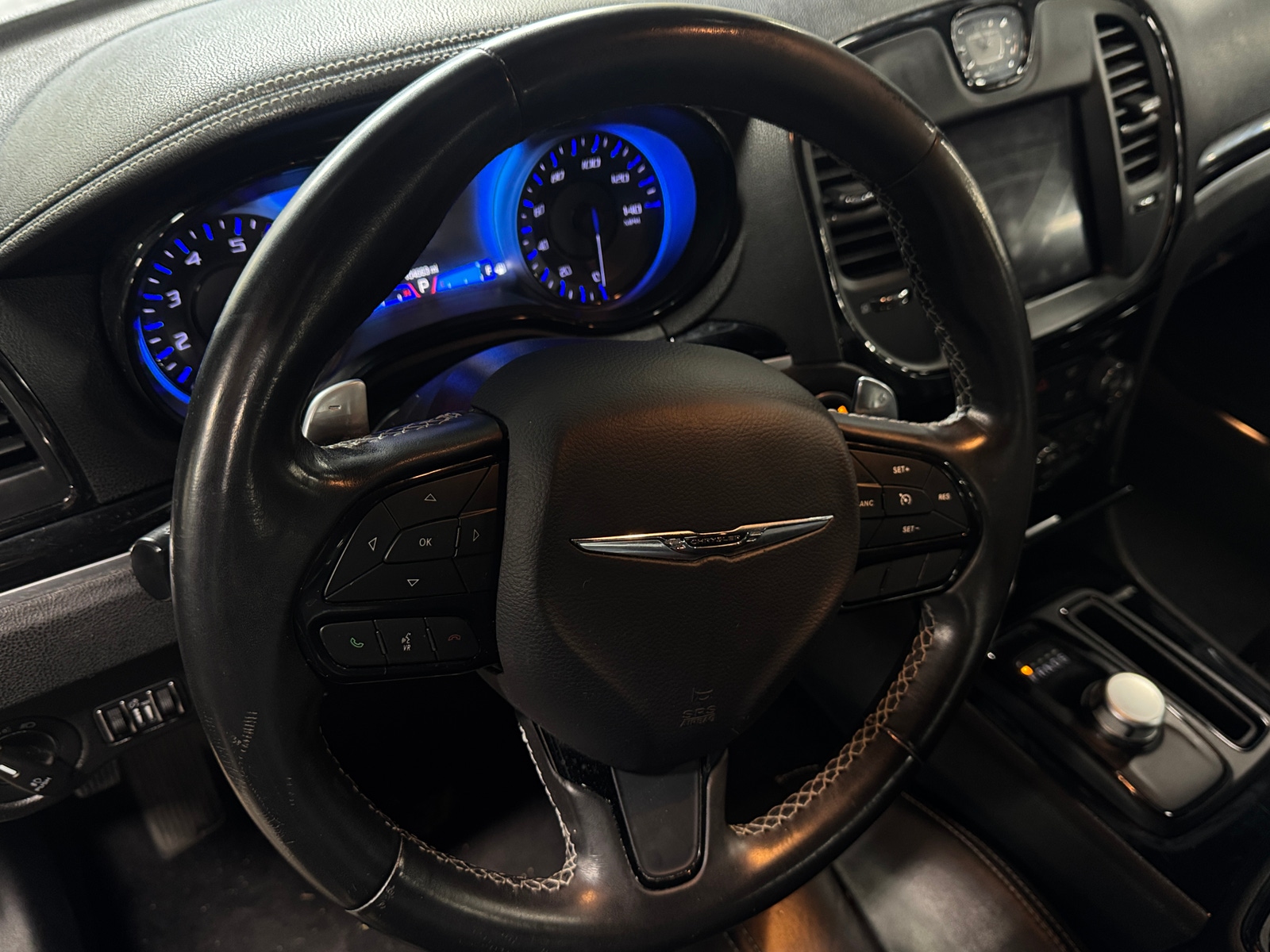 Thumbnail: 2019 Chrysler 300 - 4