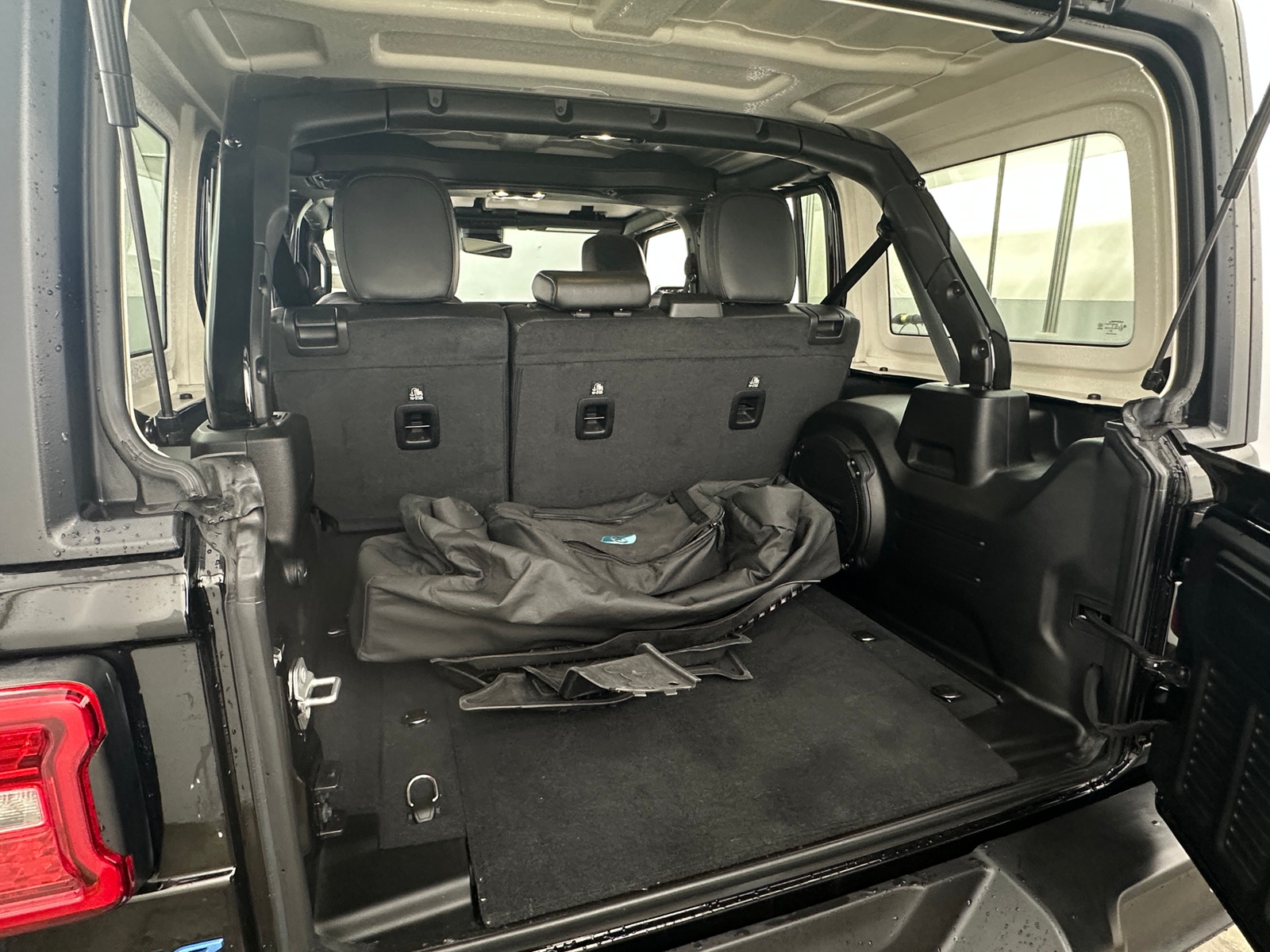 Thumbnail: 2023 Jeep Wrangler - 6