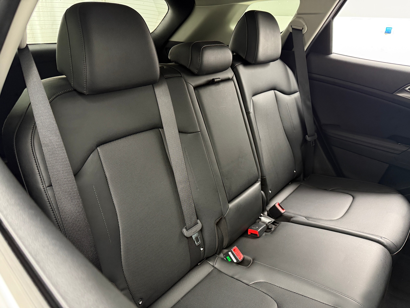 Thumbnail: 2023 Kia Sportage - 5