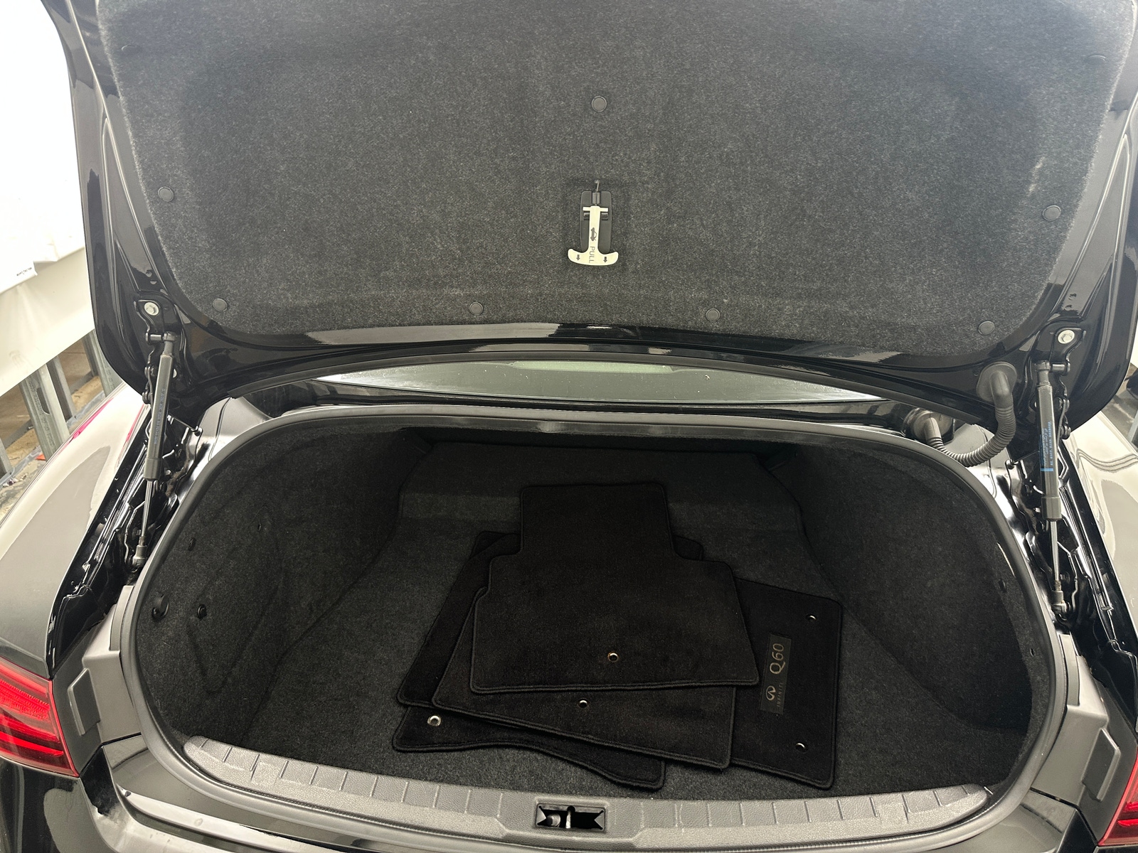 Thumbnail: 2018 INFINITI Q60 - 4