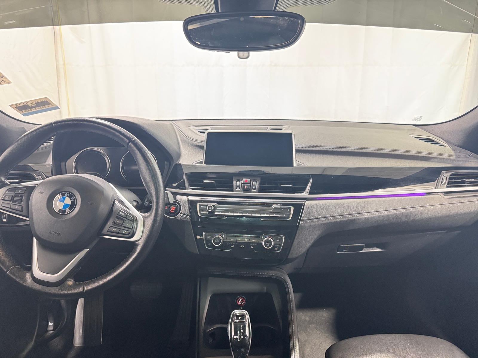 Thumbnail: 2022 BMW X2 - 2