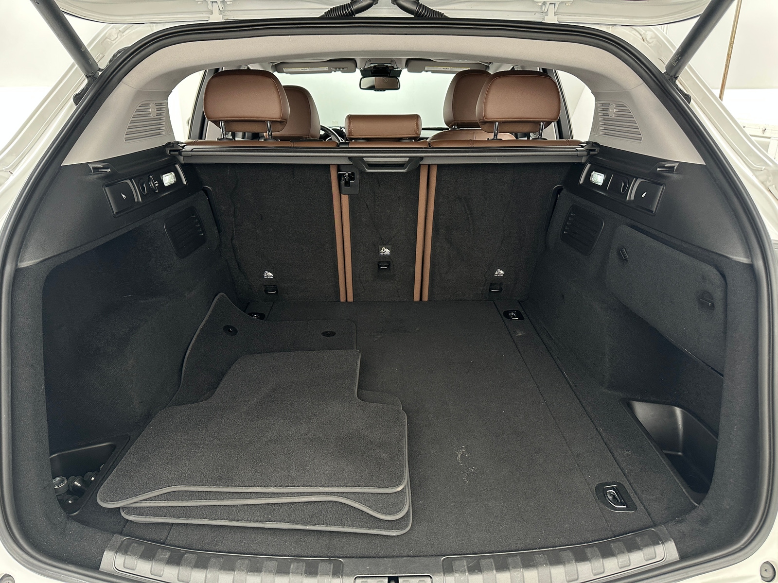 Thumbnail: 2020 Alfa Romeo Stelvio - 7