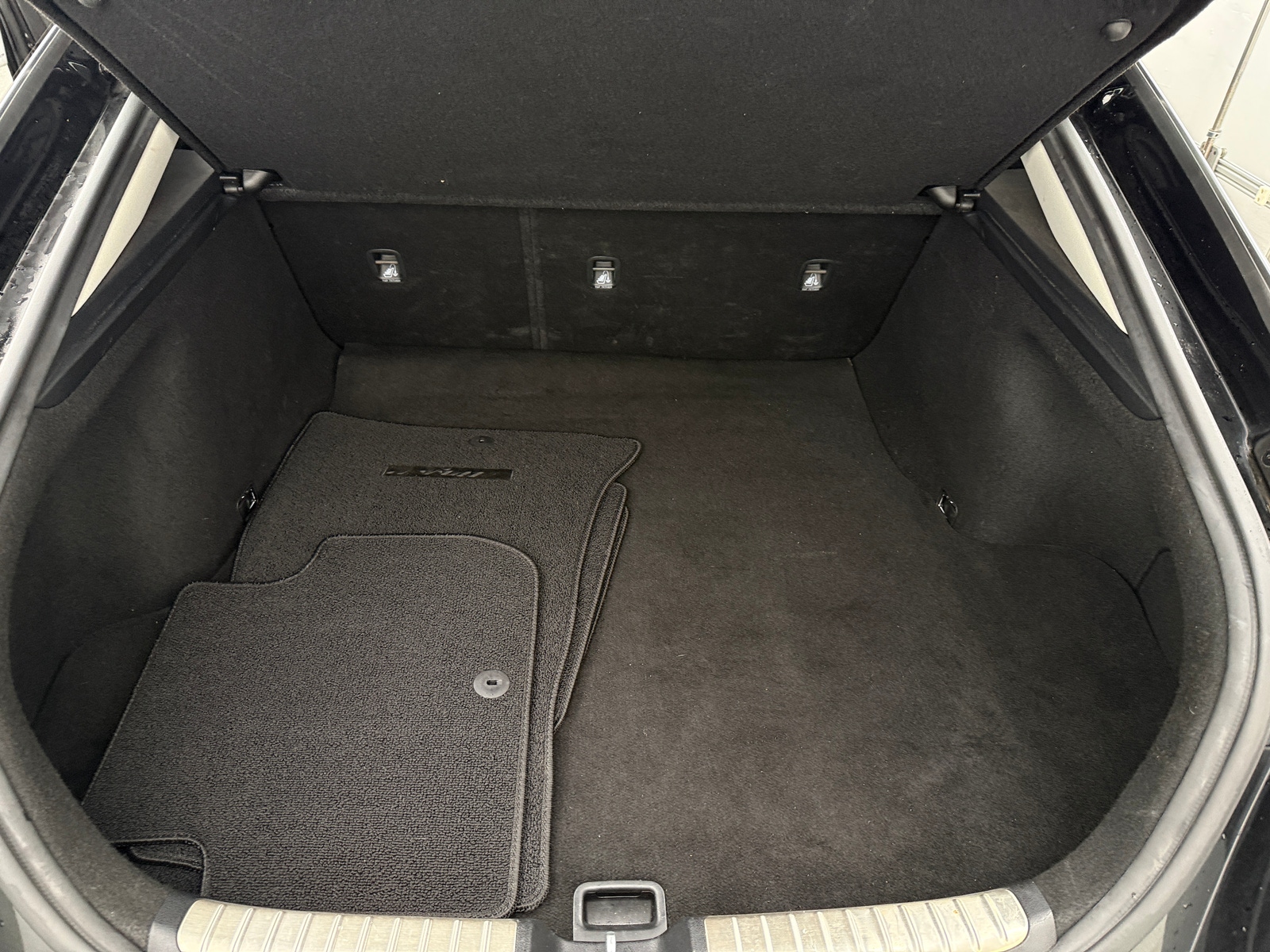 Thumbnail: 2019 Kia Stinger - 6