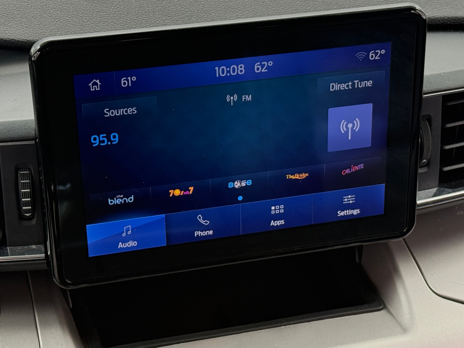 Thumbnail: 2024 Ford Explorer - 4