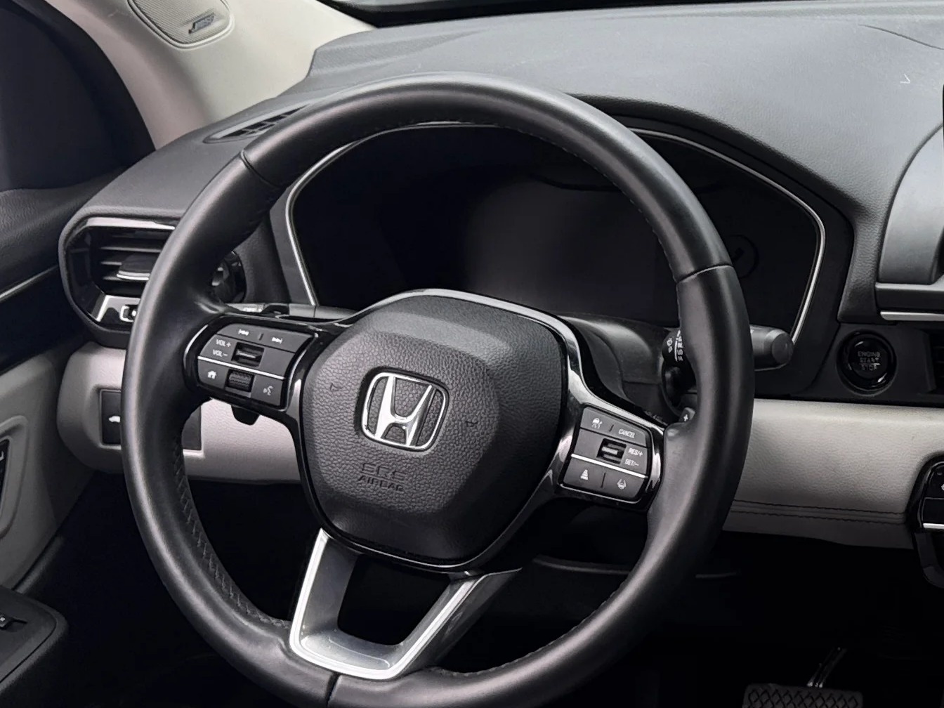 Thumbnail: 2023 Honda Pilot - 4