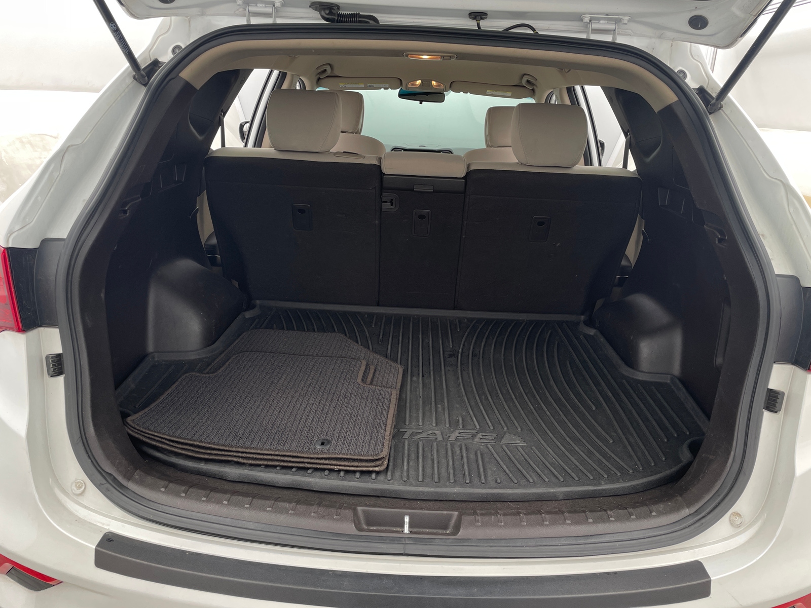 Thumbnail: 2017 Hyundai Santa Fe - 7