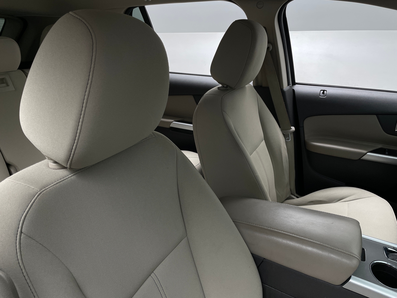 Thumbnail: 2013 Ford Edge - 2