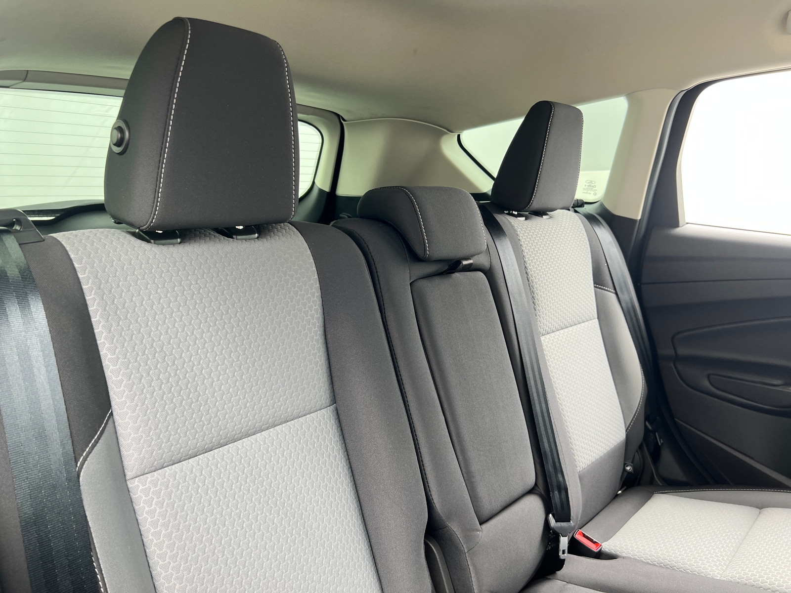 Thumbnail: 2019 Ford Escape - 6