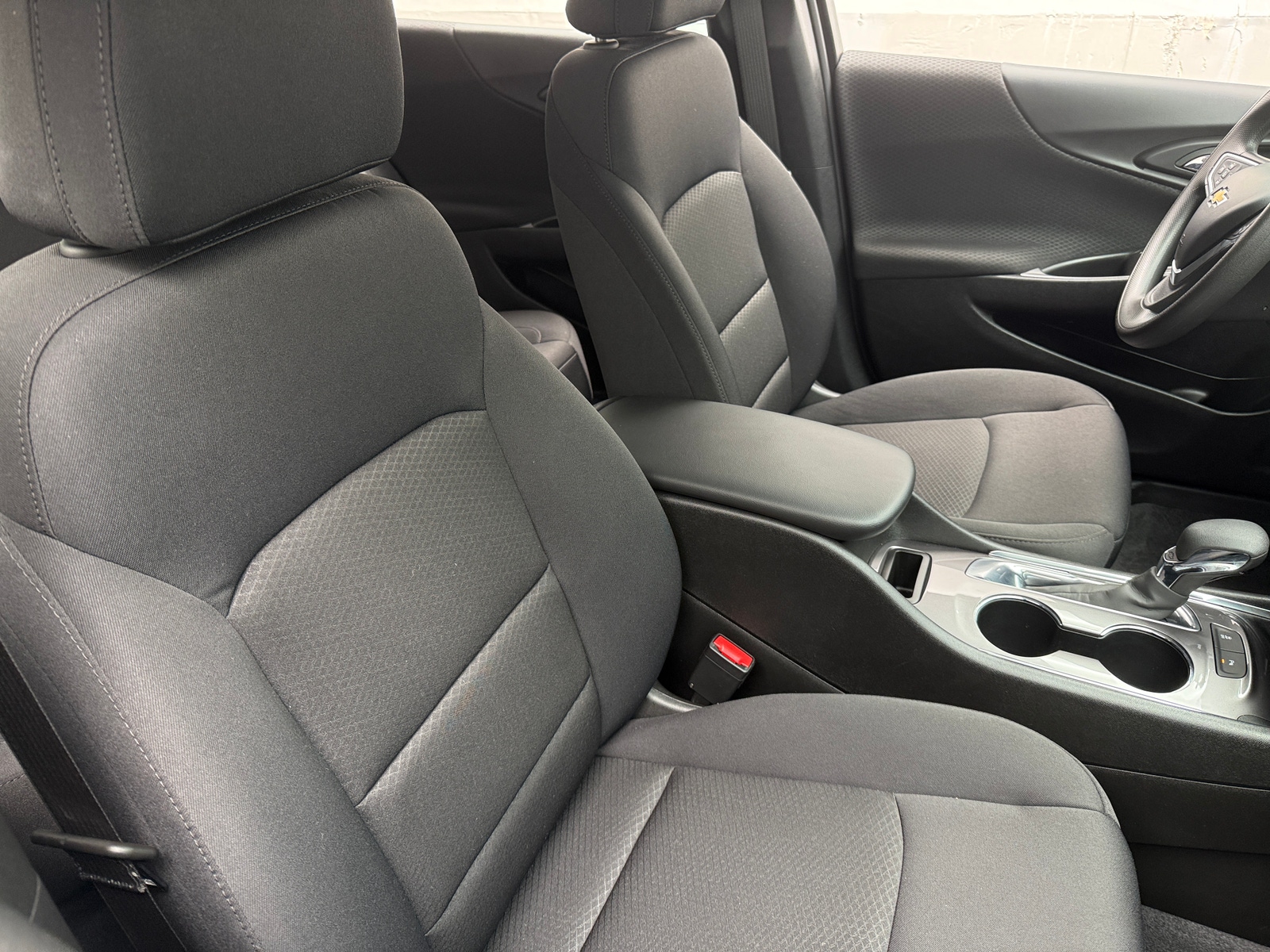 Thumbnail: 2022 Chevrolet Malibu - 2