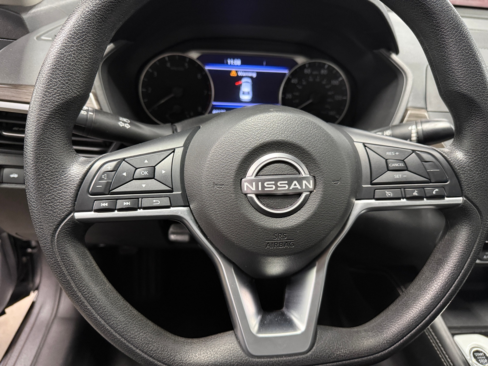 Thumbnail: 2023 Nissan Altima - 5