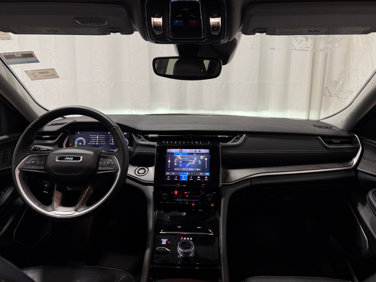 Thumbnail: 2022 Jeep Grand Cherokee L - 2