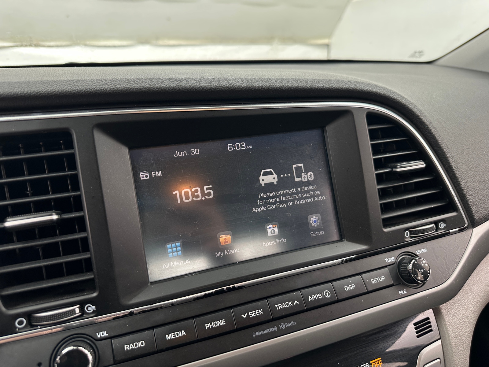 Thumbnail: 2017 Hyundai Elantra - 4